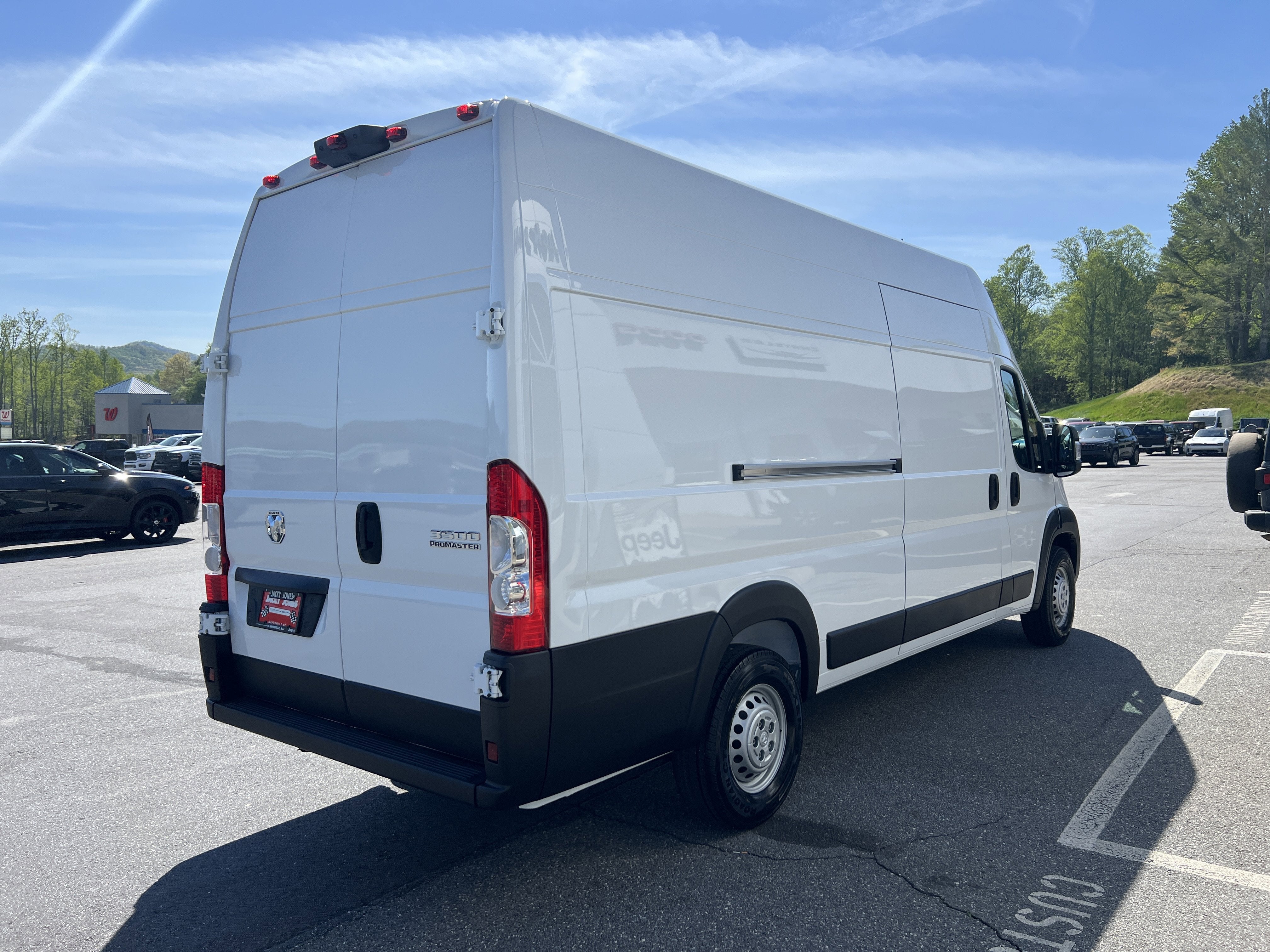 2025 RAM ProMaster Cargo Van Tradesman