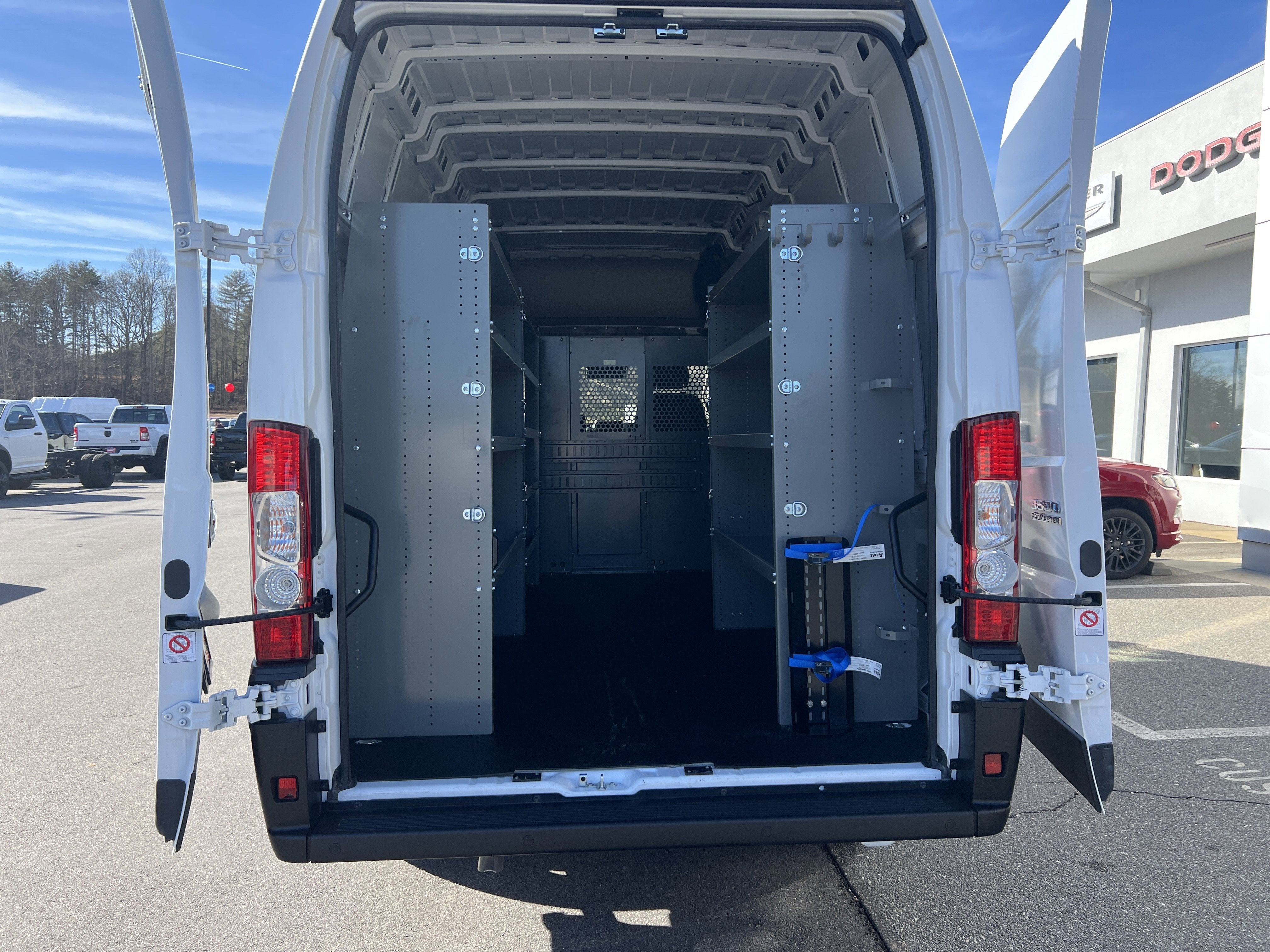 2025 RAM ProMaster Cargo Van Tradesman