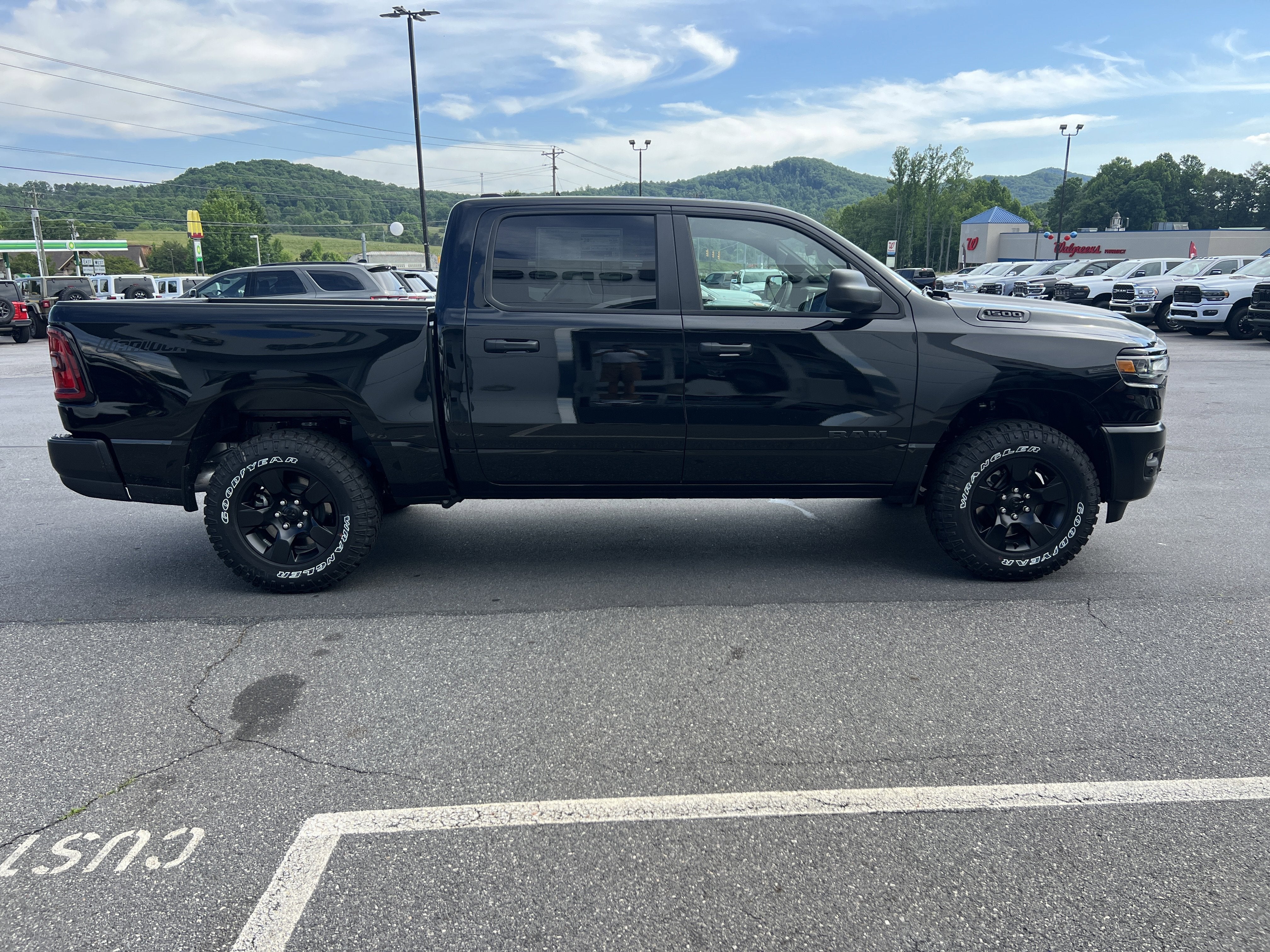 2026 RAM 1500 Warlock
