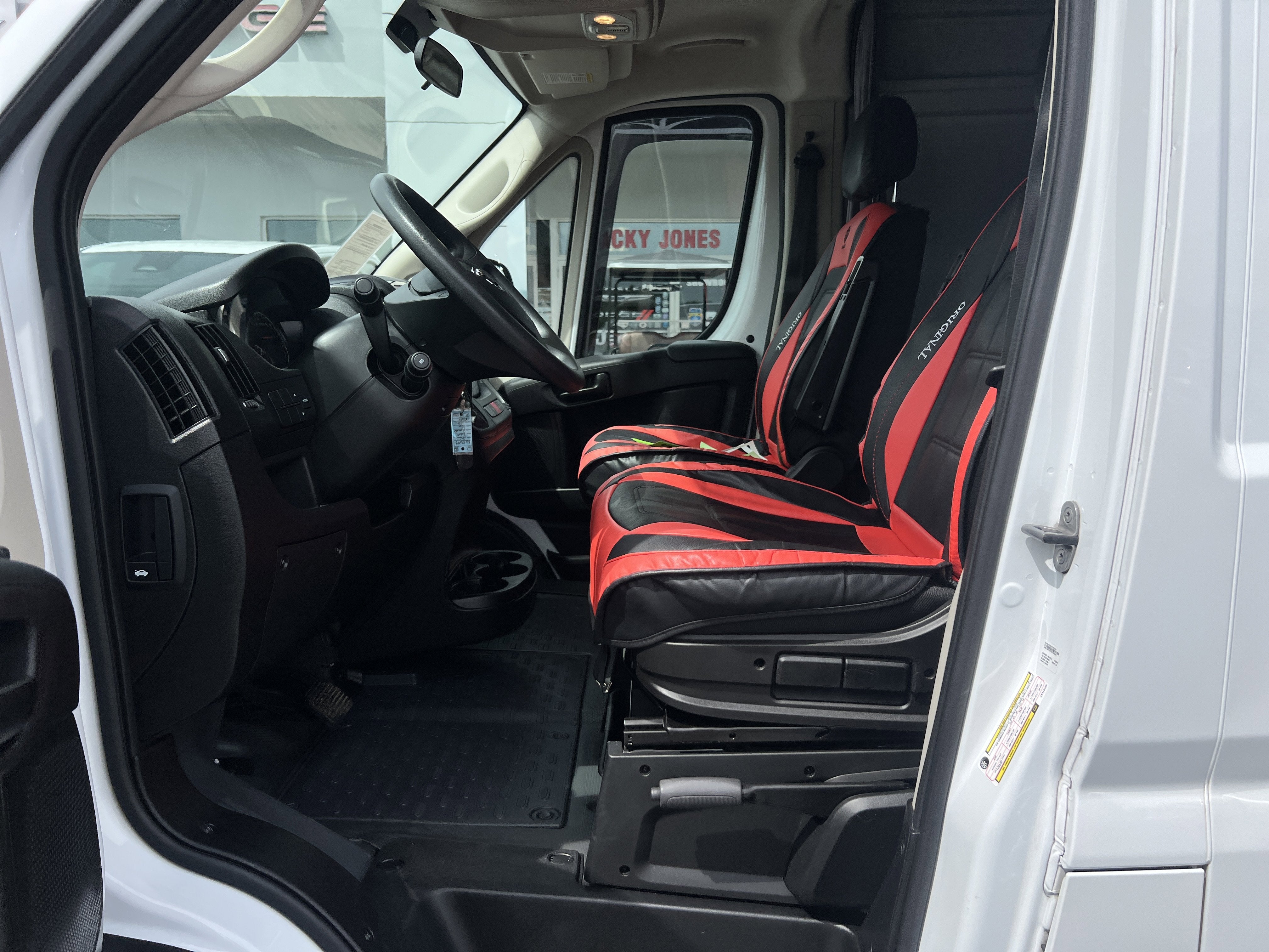 2020 RAM ProMaster Cargo Van 1500 High Roof 136" WB