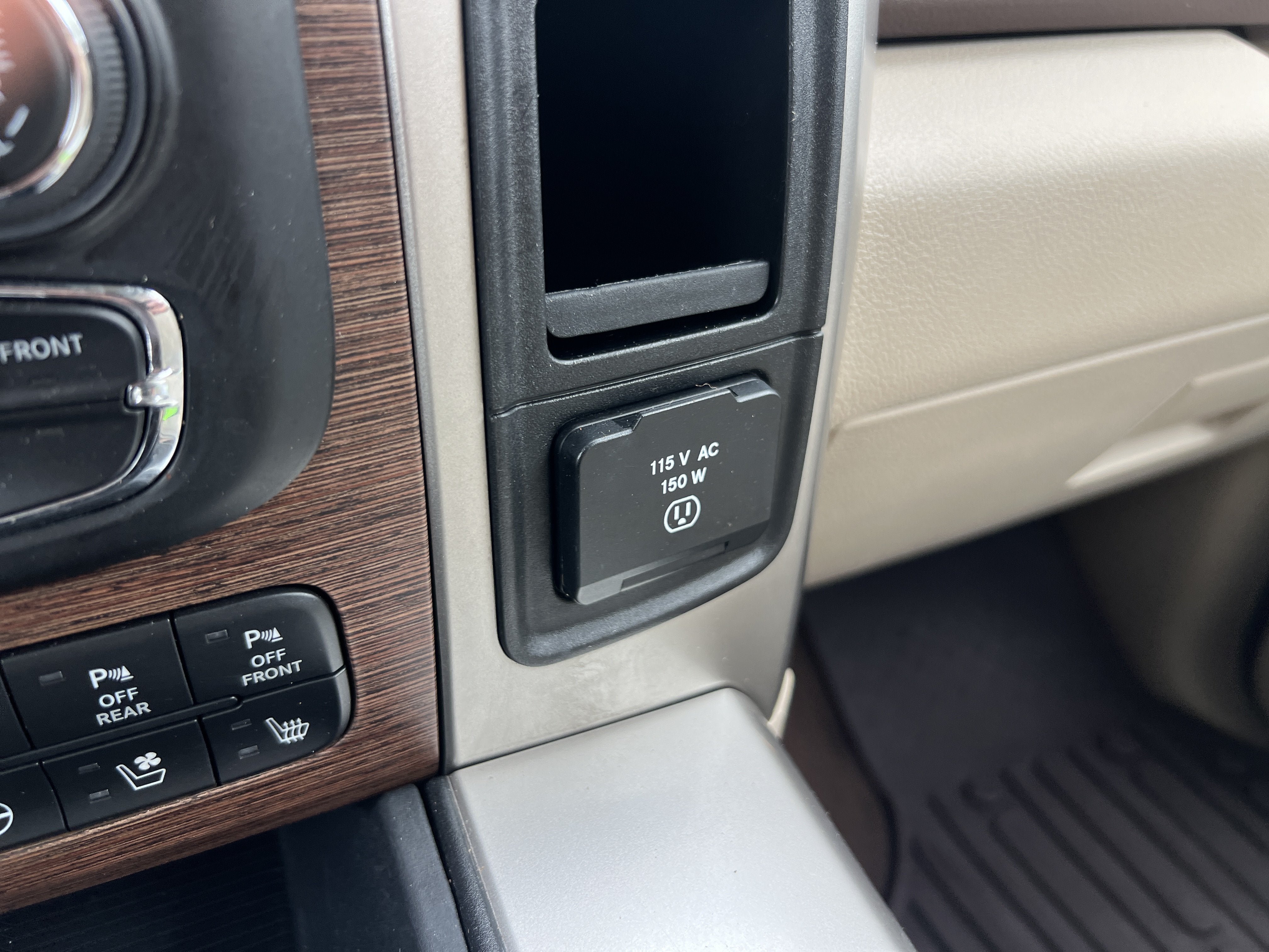 2018 RAM 2500 Laramie