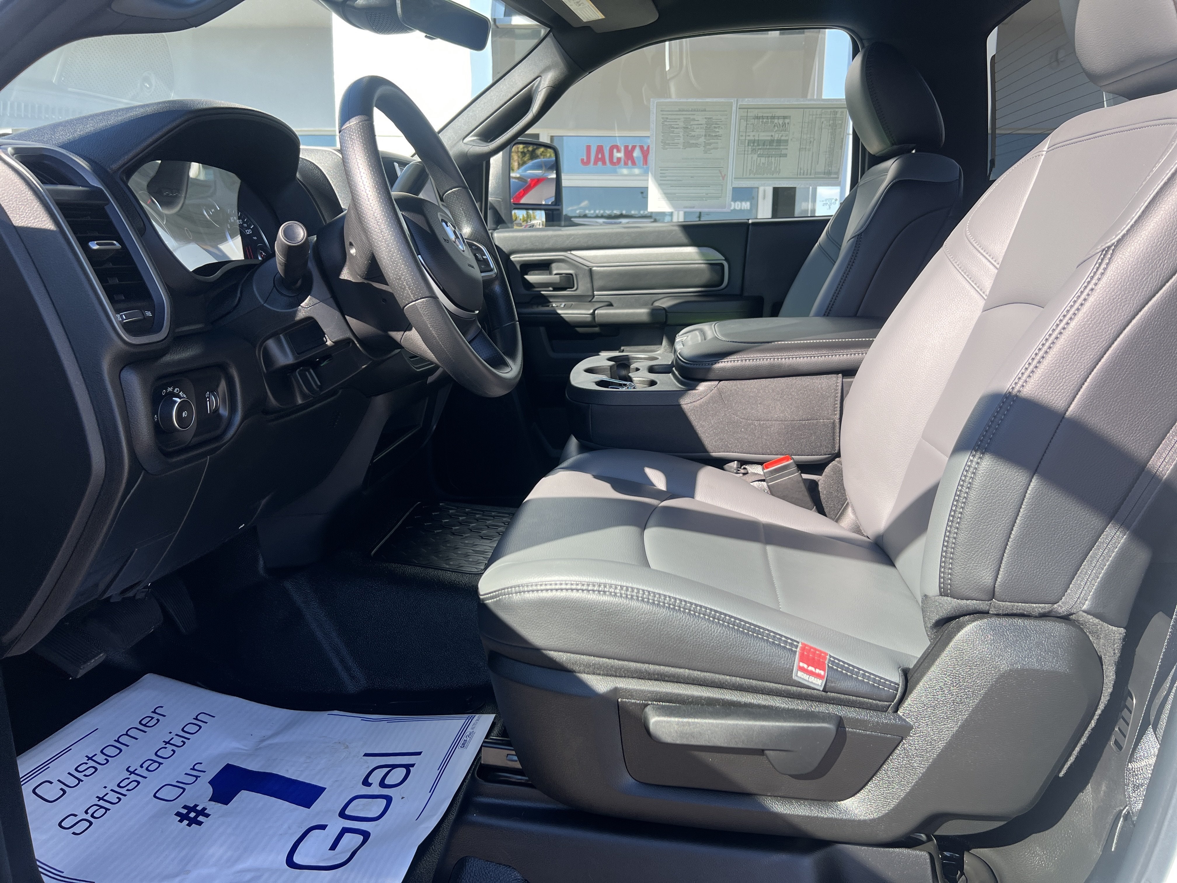 2025 RAM 5500 Chassis Cab Tradesman