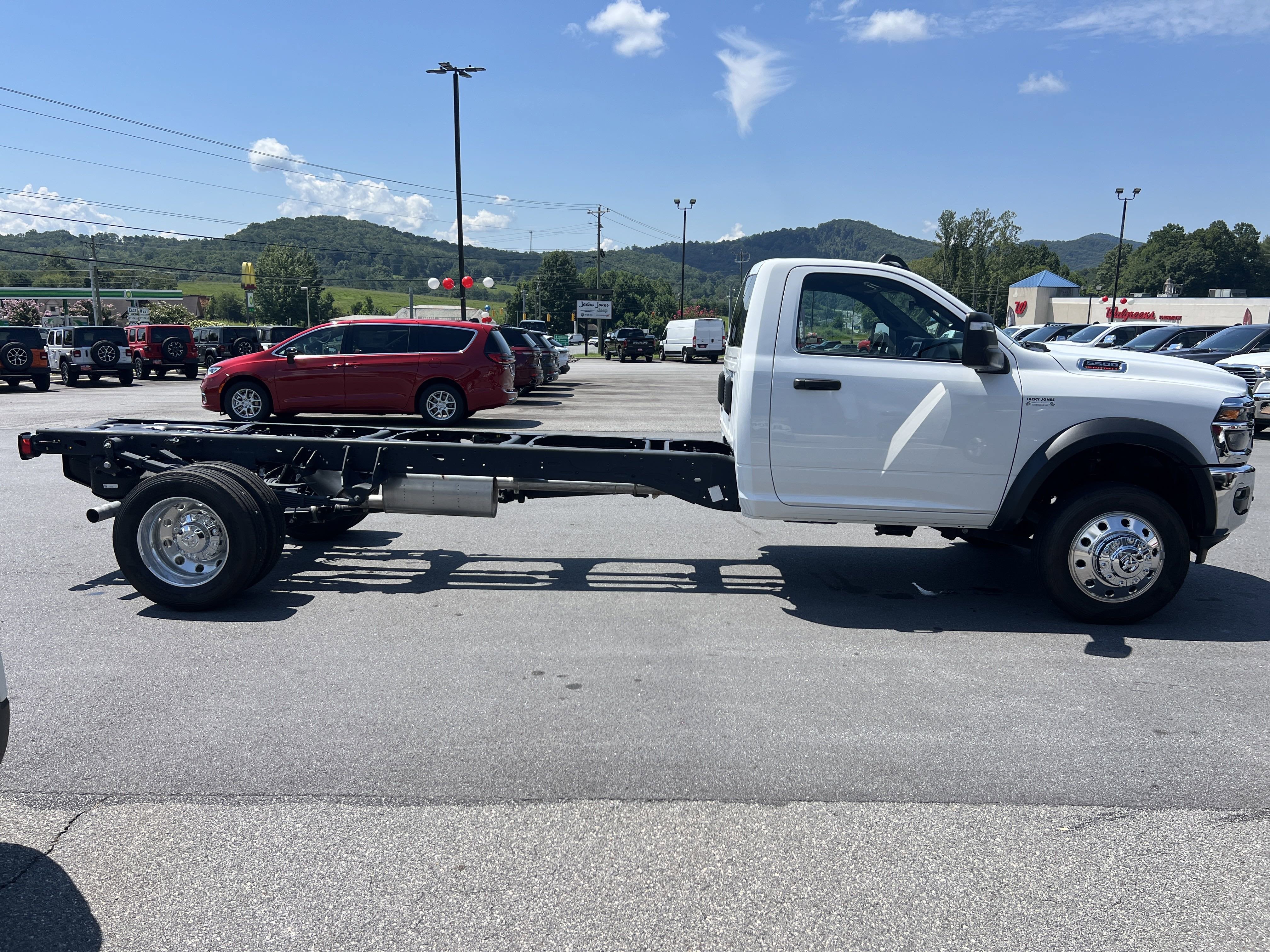 2025 RAM 5500 Chassis Cab Tradesman