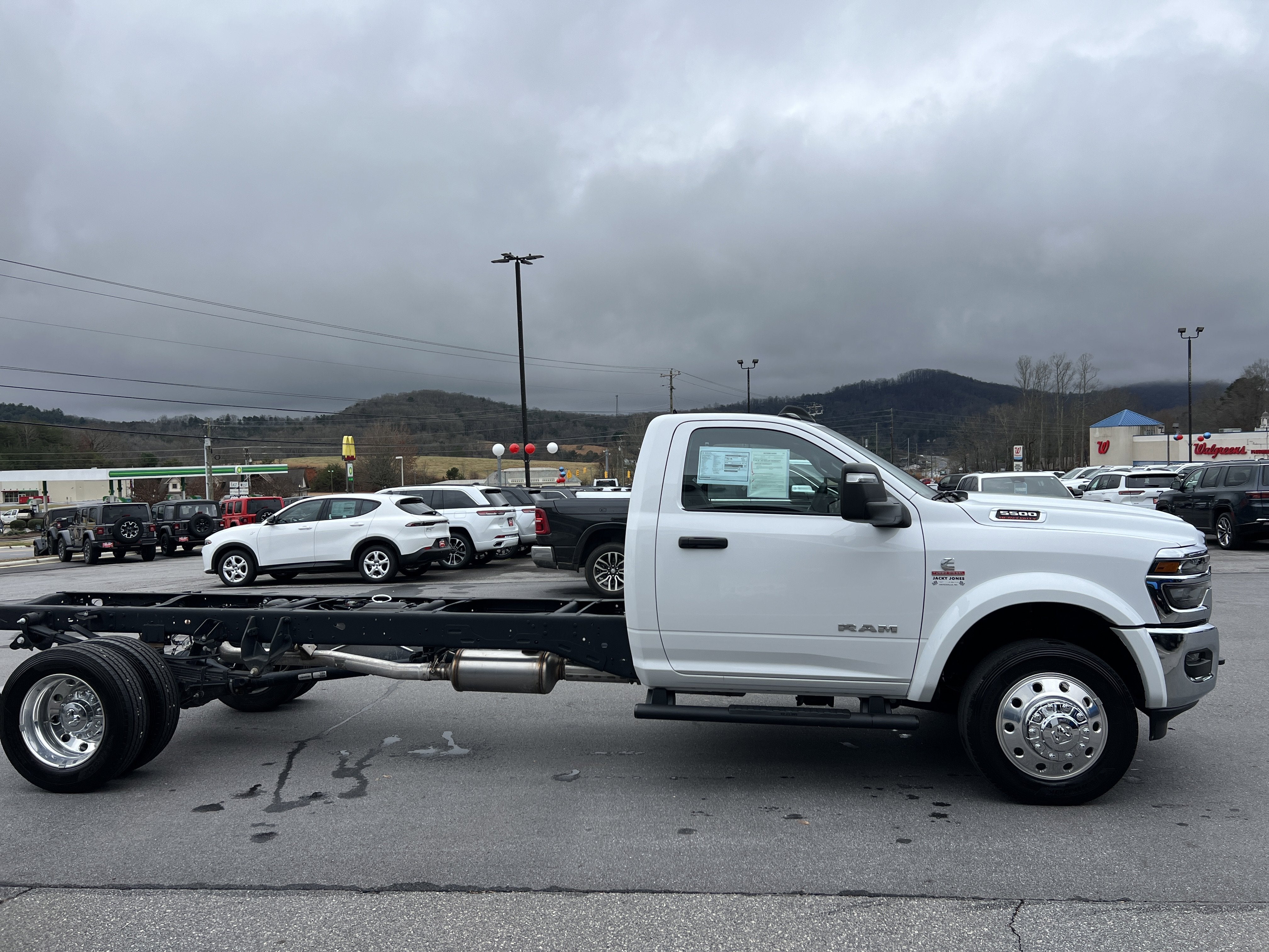 2025 RAM 5500 Chassis Cab Big Horn