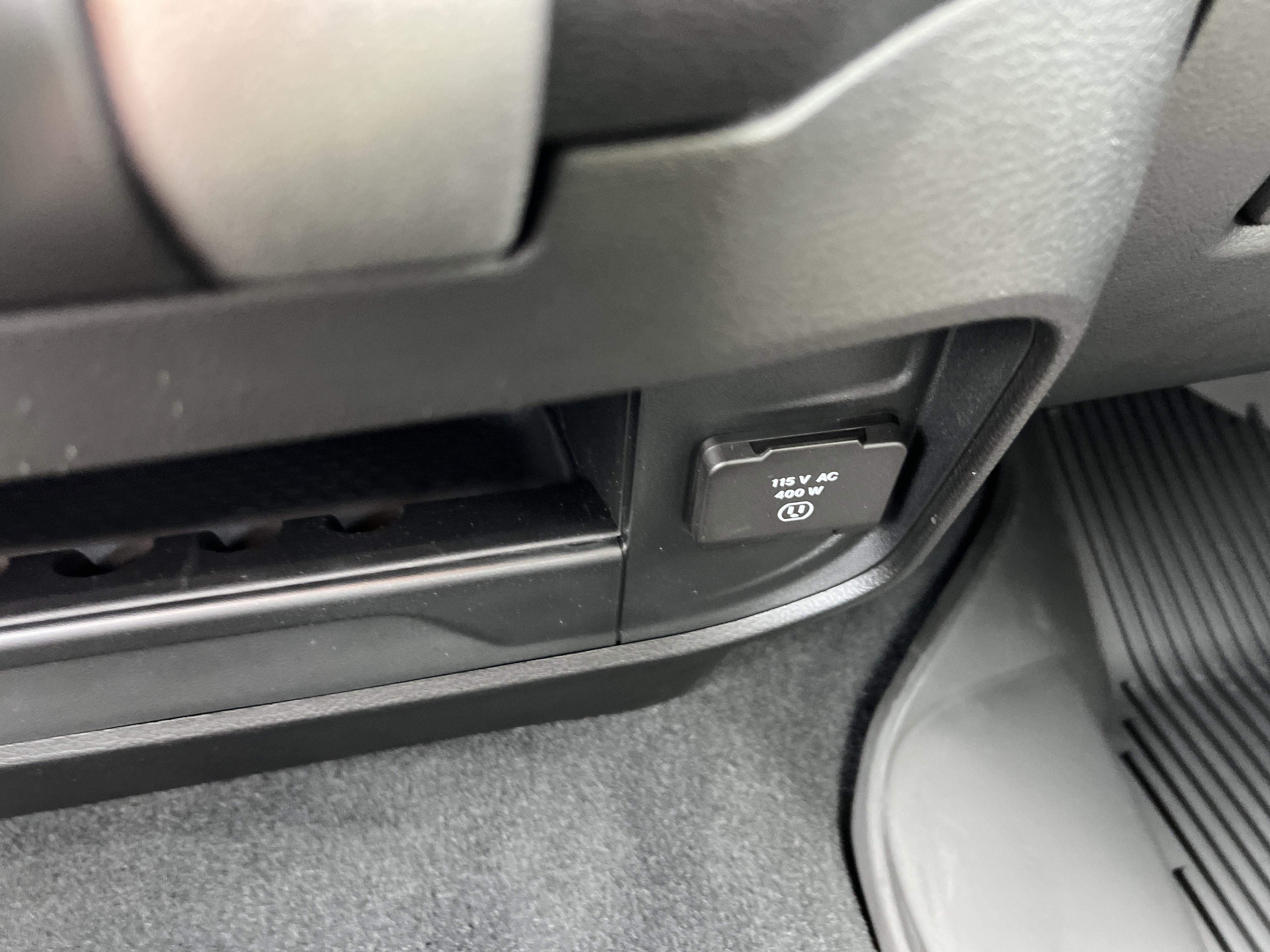 2024 RAM 5500 Chassis Cab Tradesman