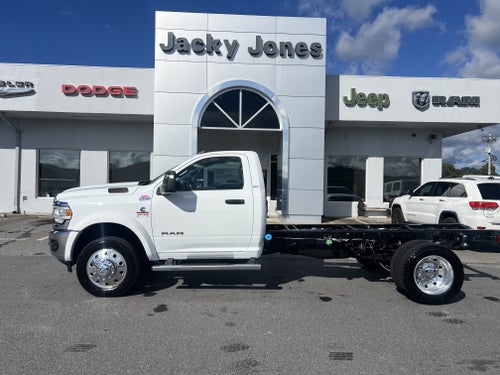 2023 RAM 5500 Chassis Cab SLT