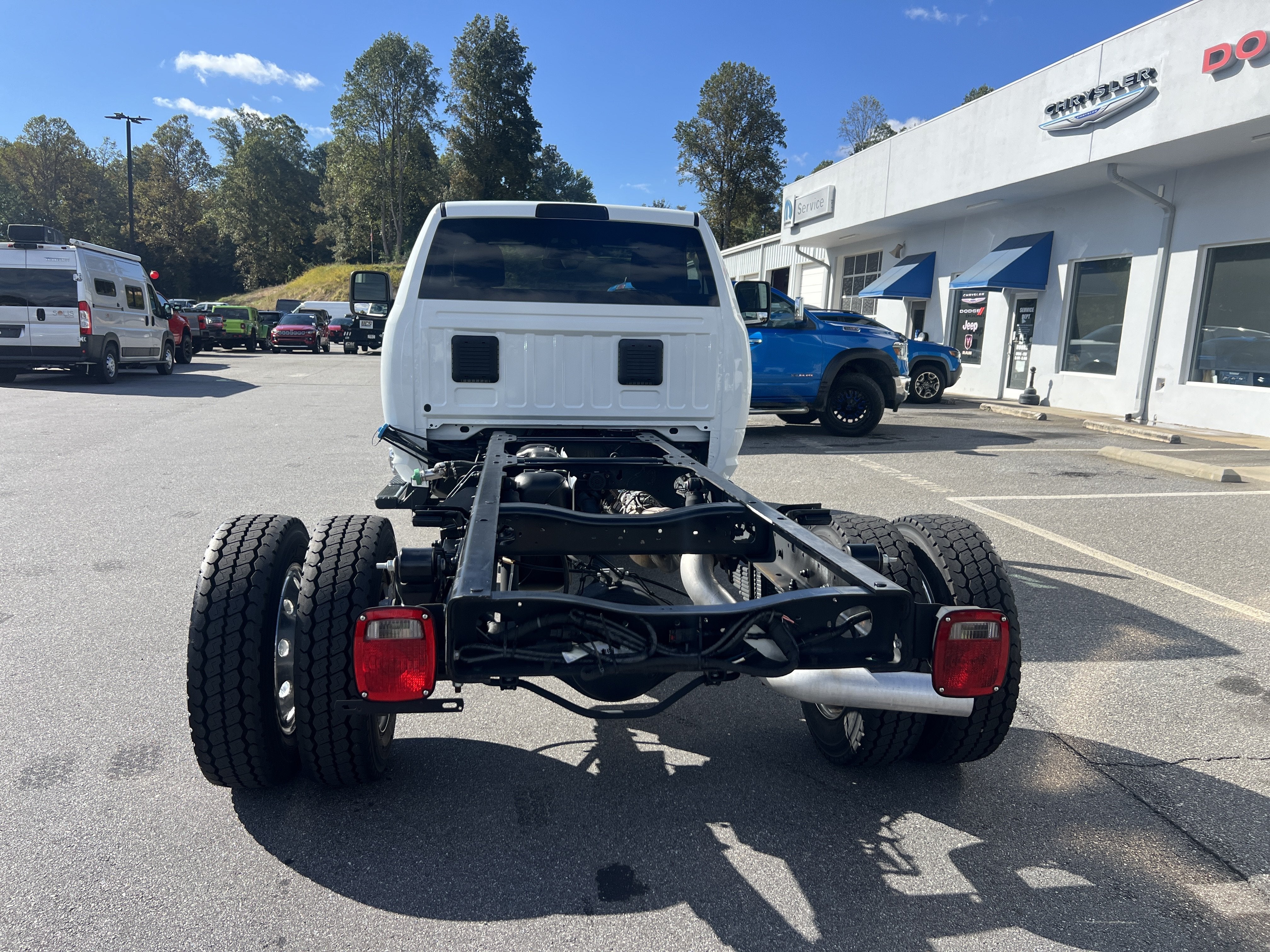 2023 RAM 5500 Chassis Cab SLT