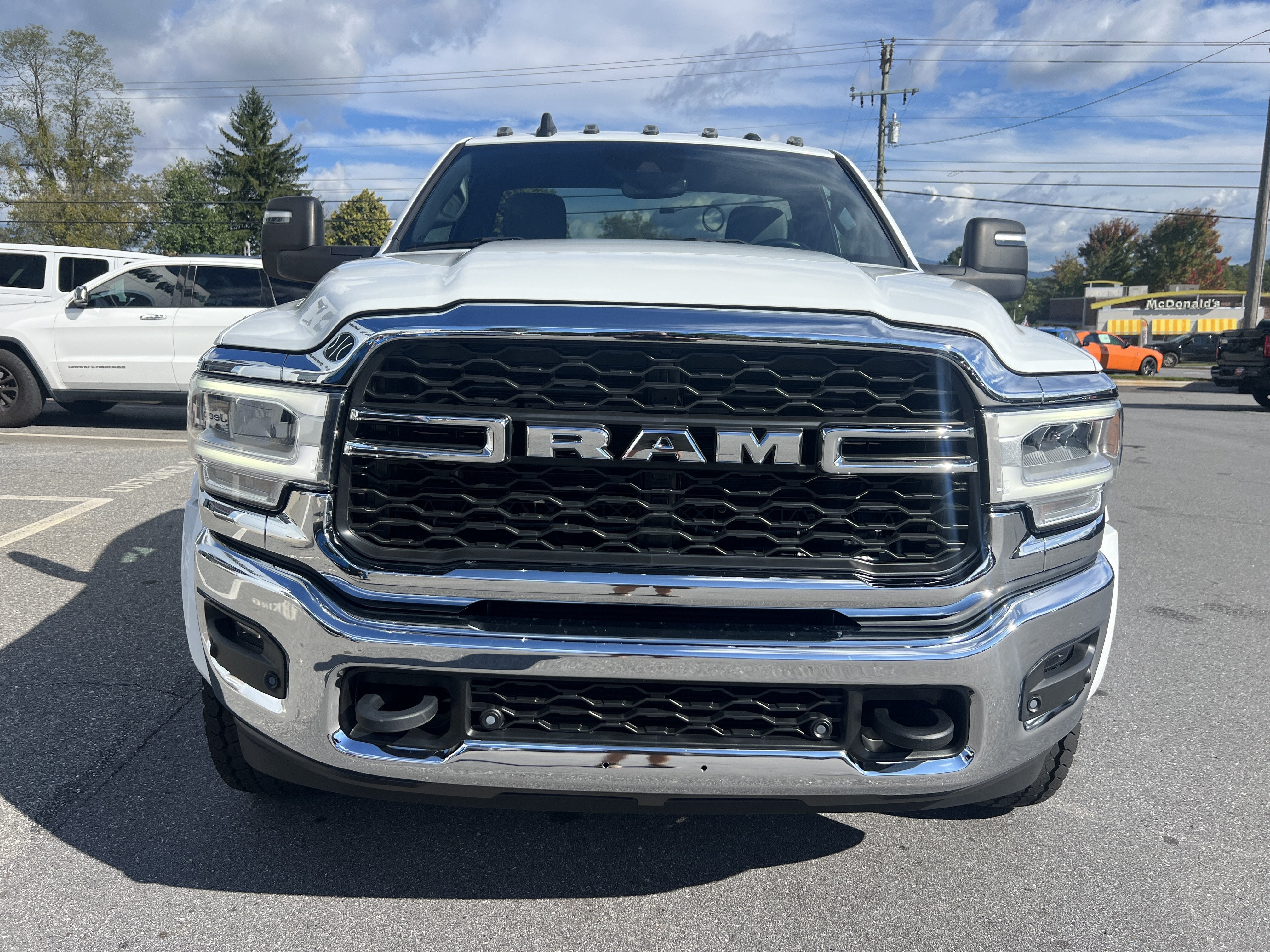 2023 RAM 5500 Chassis Cab SLT
