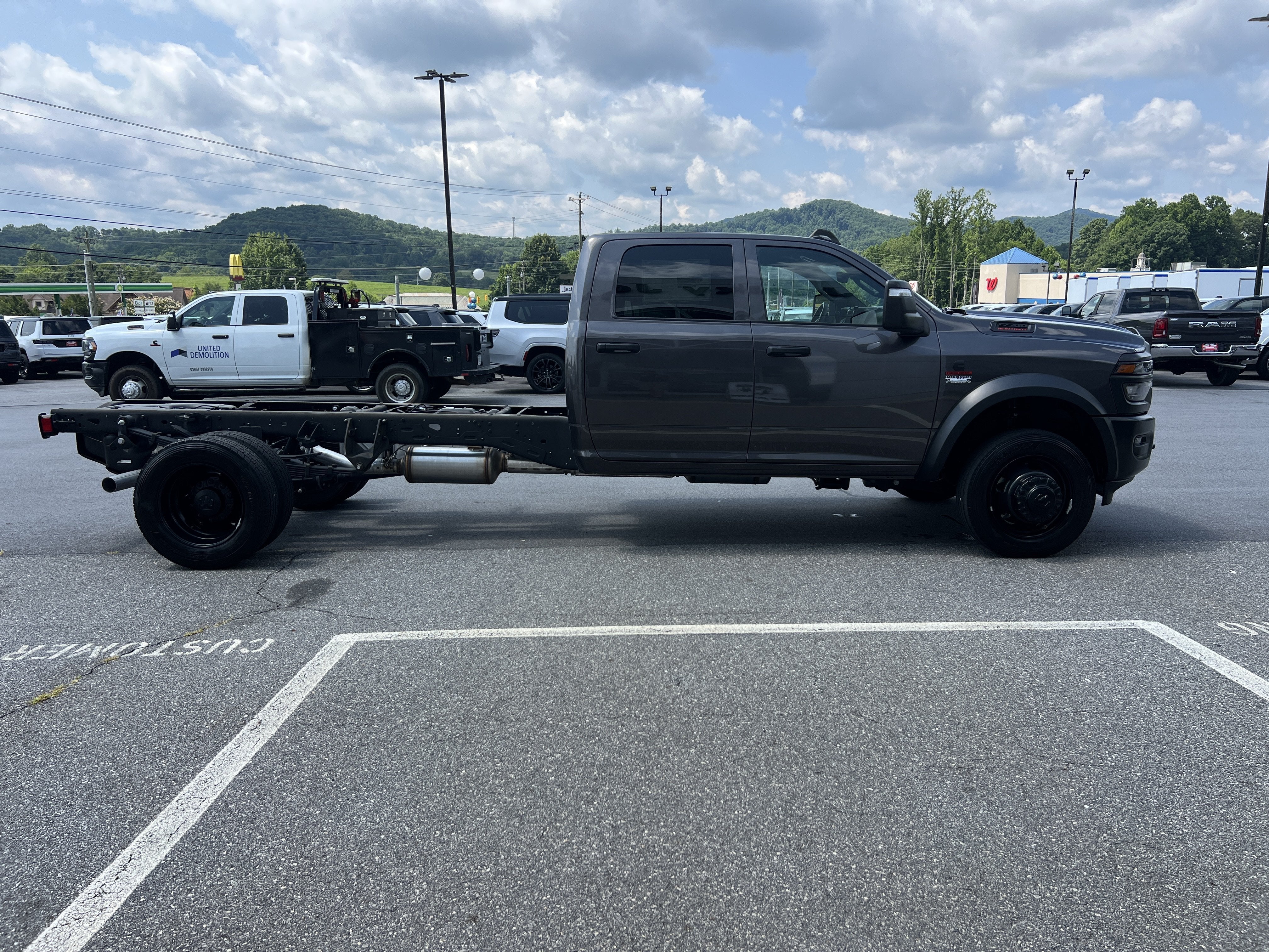 2025 RAM 5500 Chassis Cab Tradesman