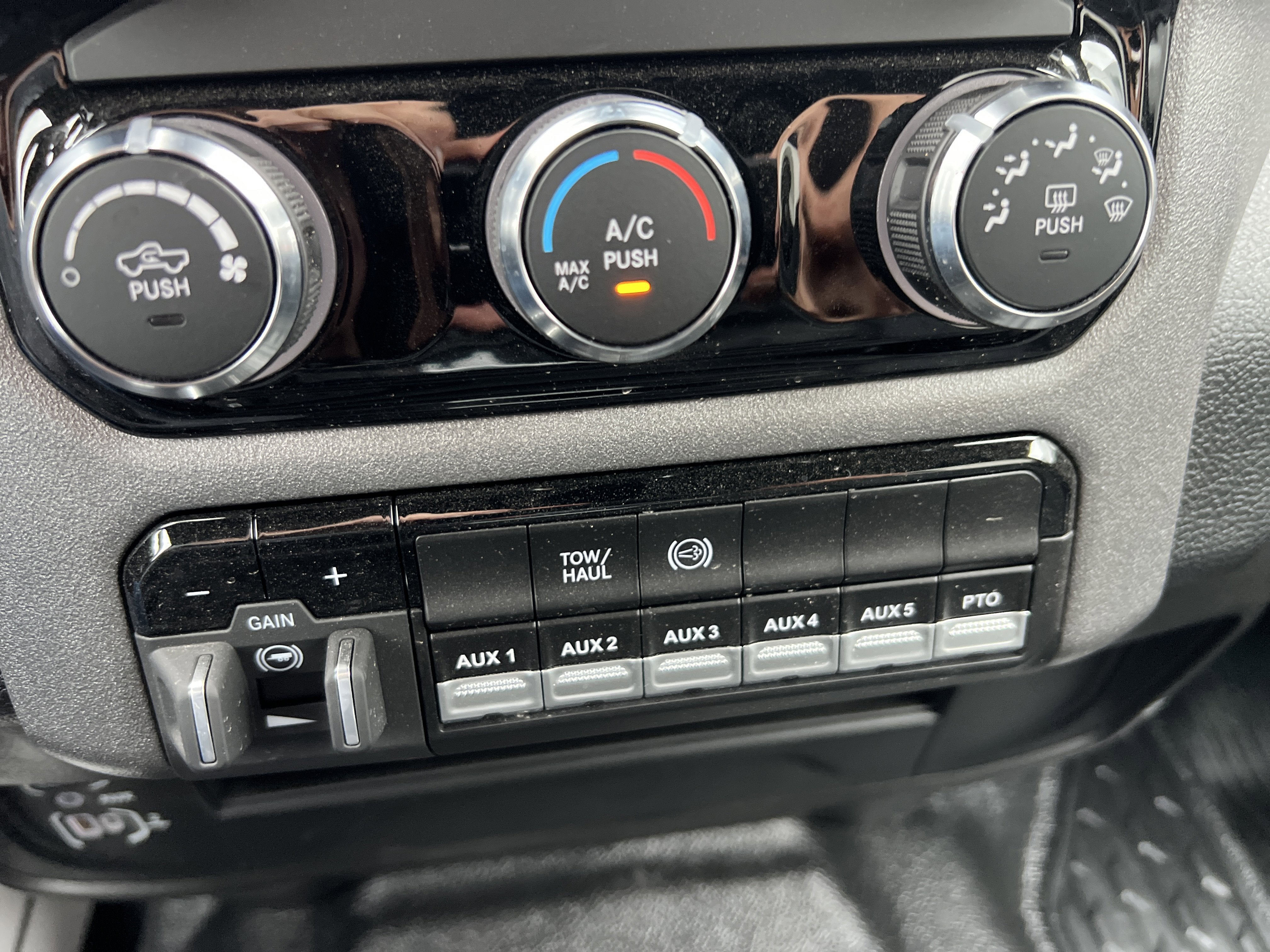 2025 RAM 5500 Chassis Cab Tradesman