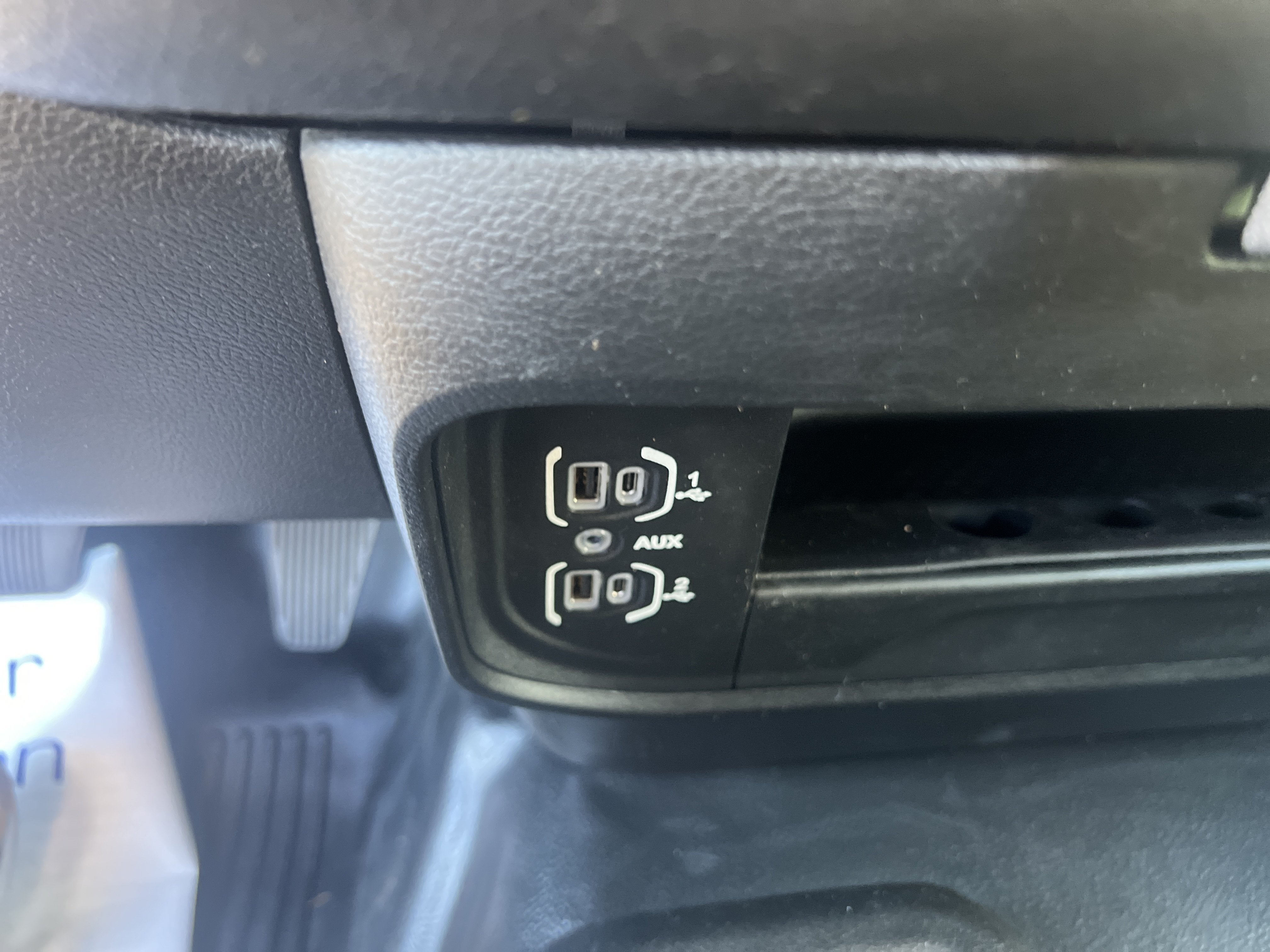 2022 RAM 3500 Chassis Cab Tradesman Dump Body