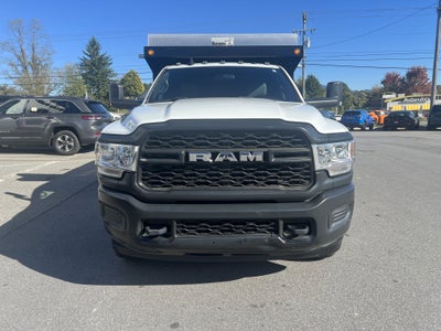 2022 RAM 3500 Chassis Cab Tradesman Dump Body