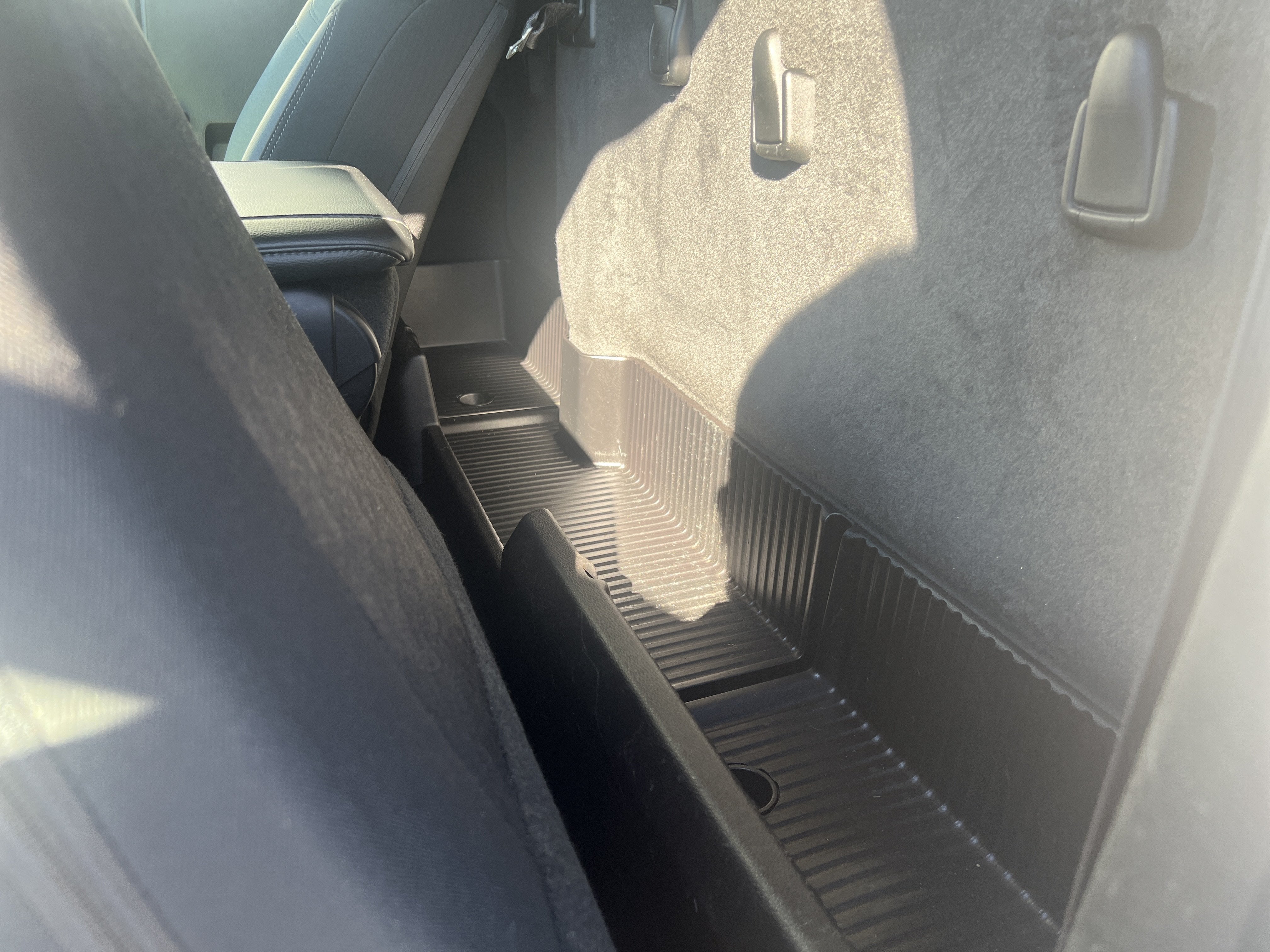 2022 RAM 3500 Chassis Cab Tradesman Dump Body