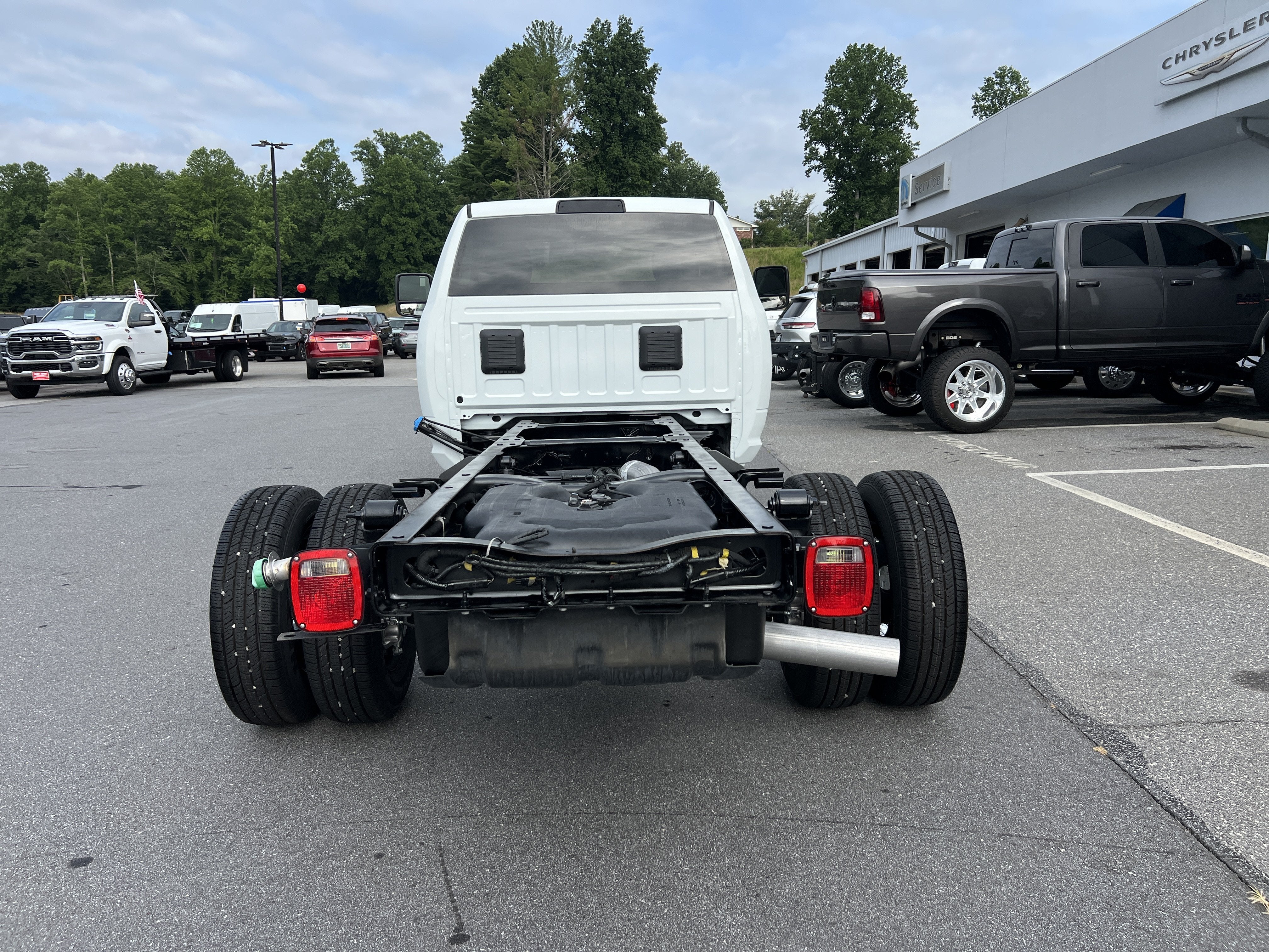 2024 RAM 3500 Chassis Cab Tradesman