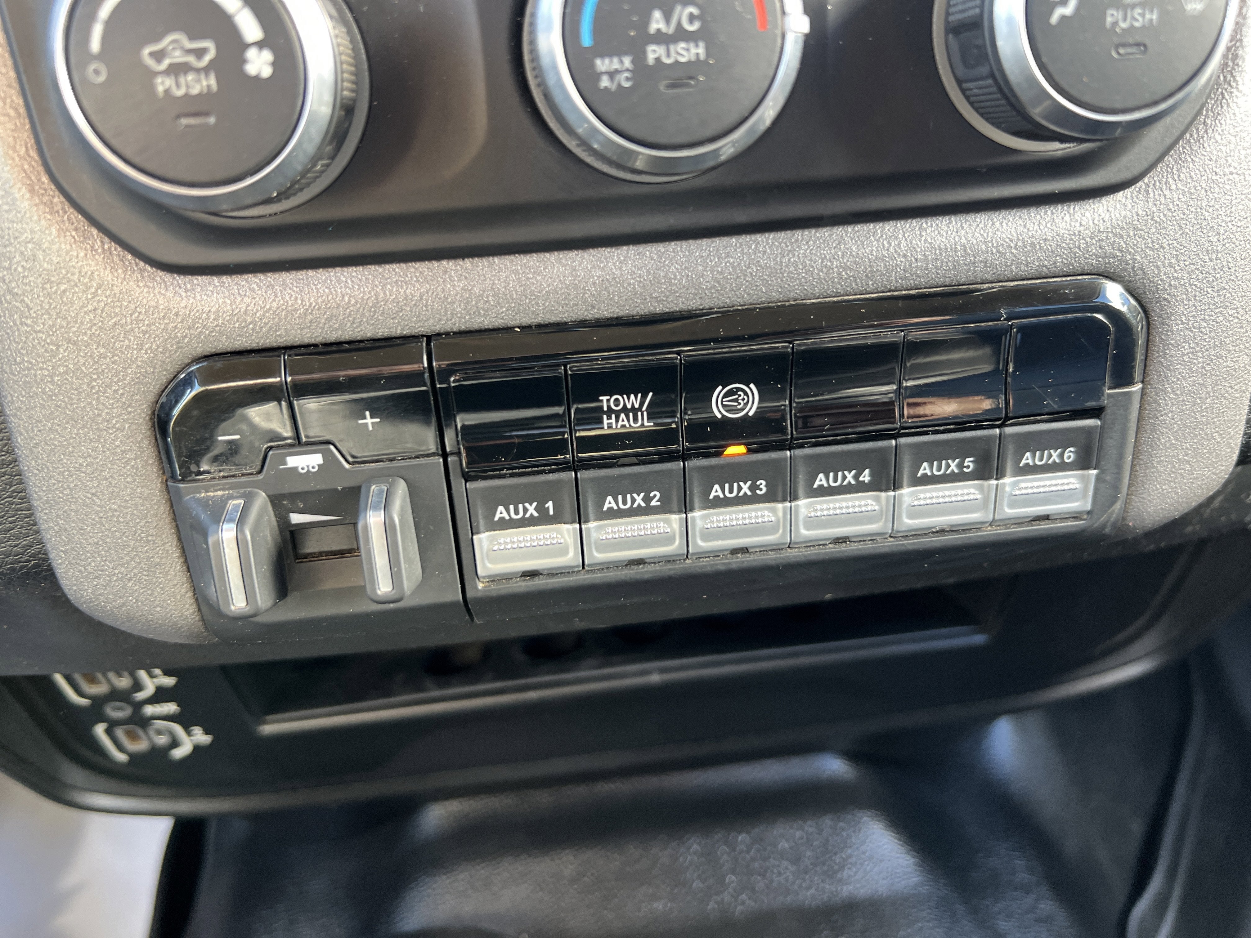 2020 RAM 3500 Chassis Cab Tradesman