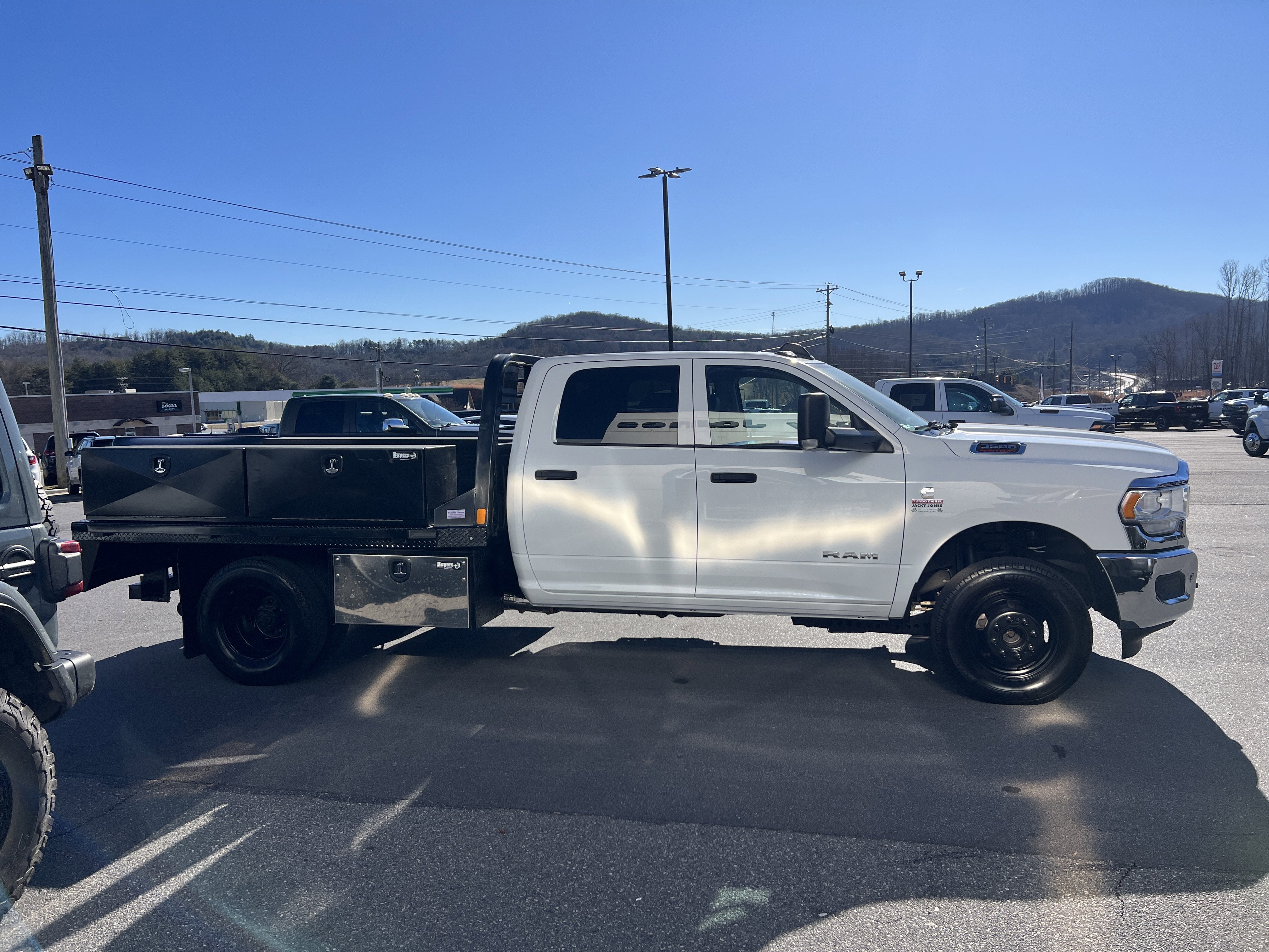 2020 RAM 3500 Chassis Cab Tradesman