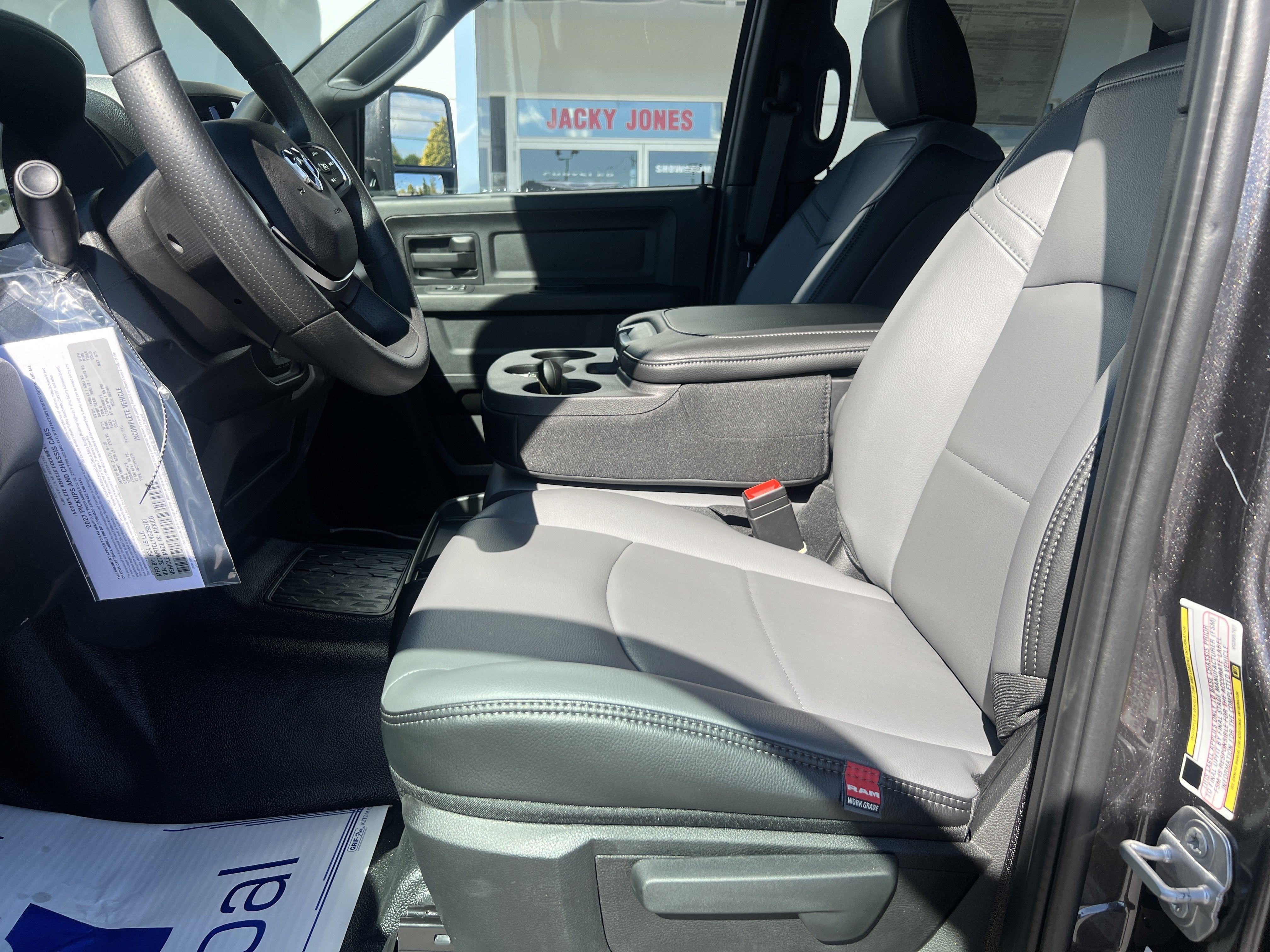 2027 RAM 3500 Chassis Cab Tradesman