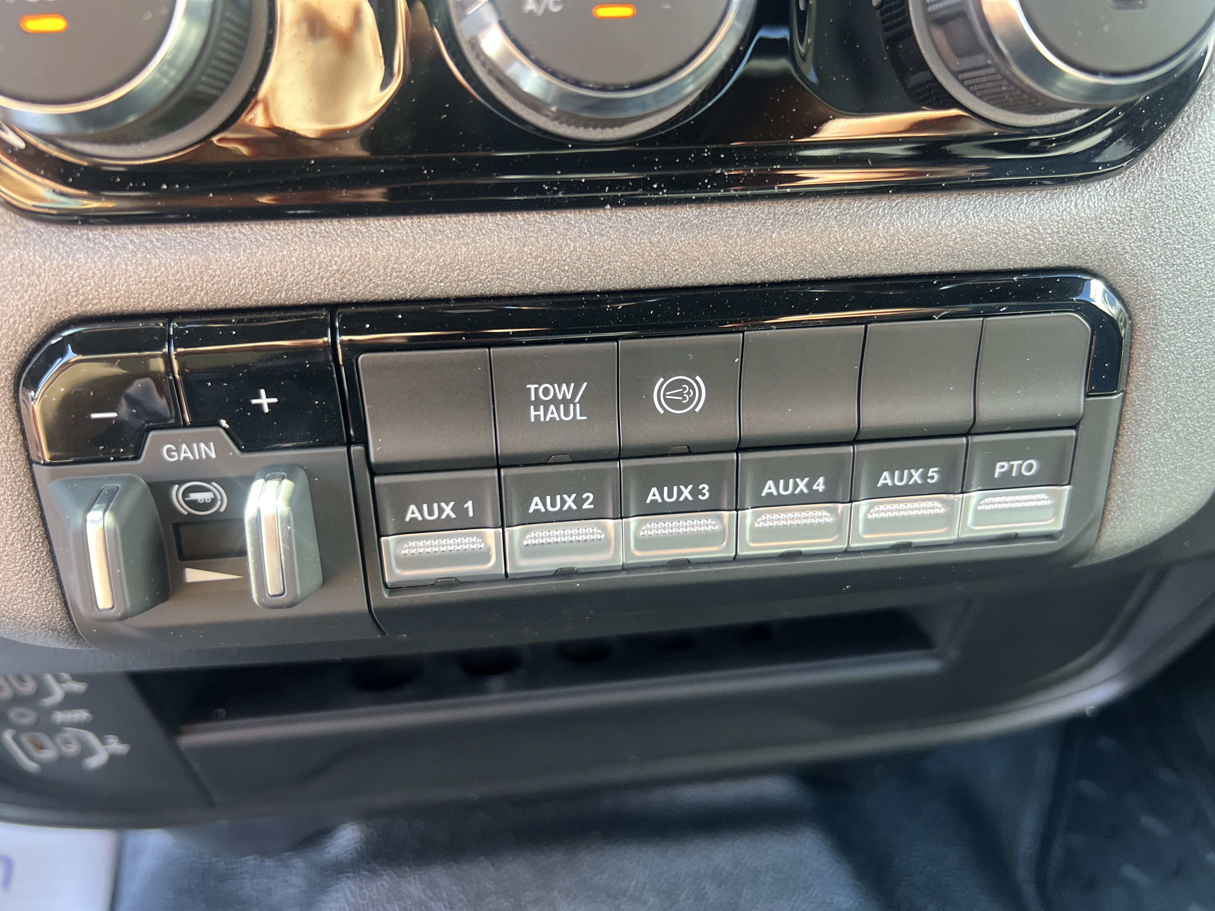 2027 RAM 3500 Chassis Cab Tradesman
