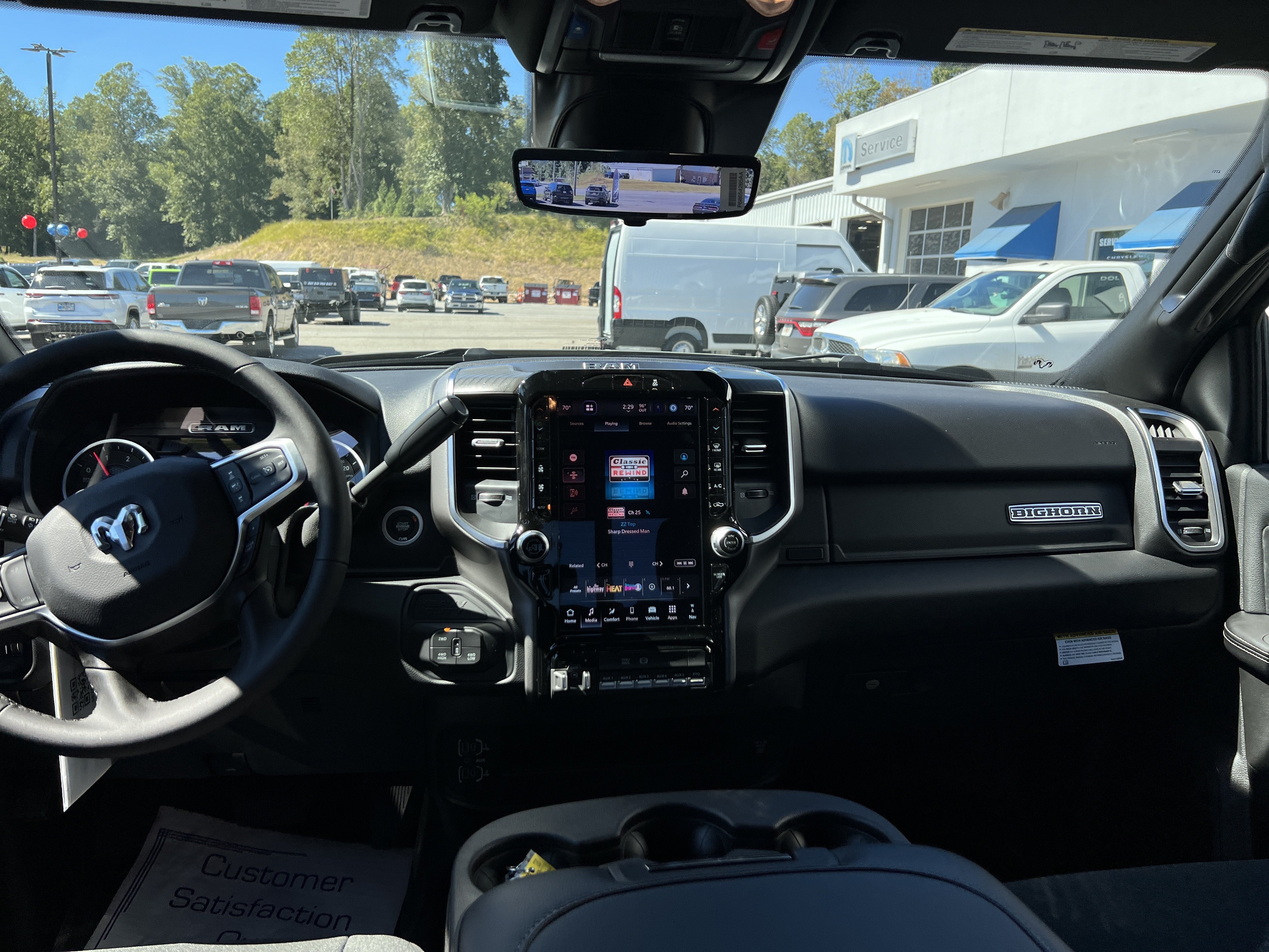 2027 RAM 3500 Chassis Cab Big Horn