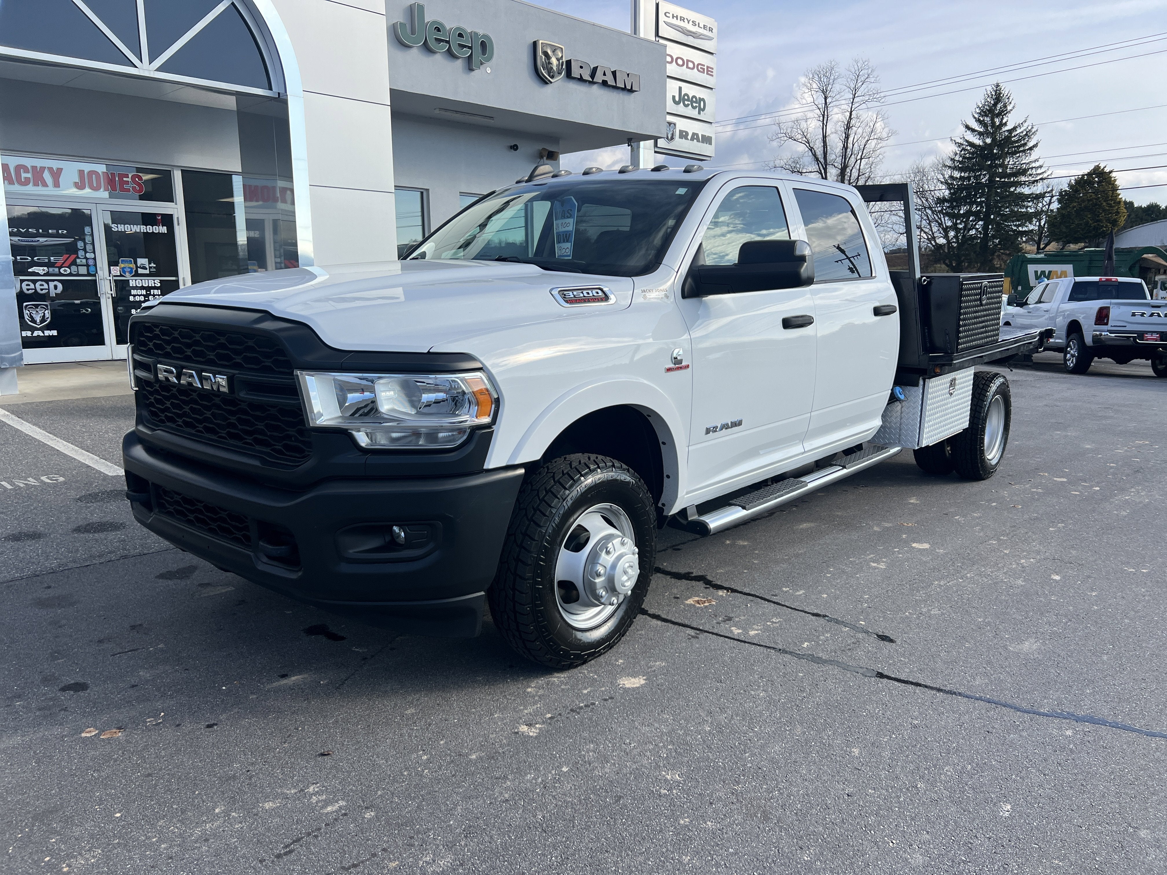 2020 RAM 3500 Chassis Cab Tradesman