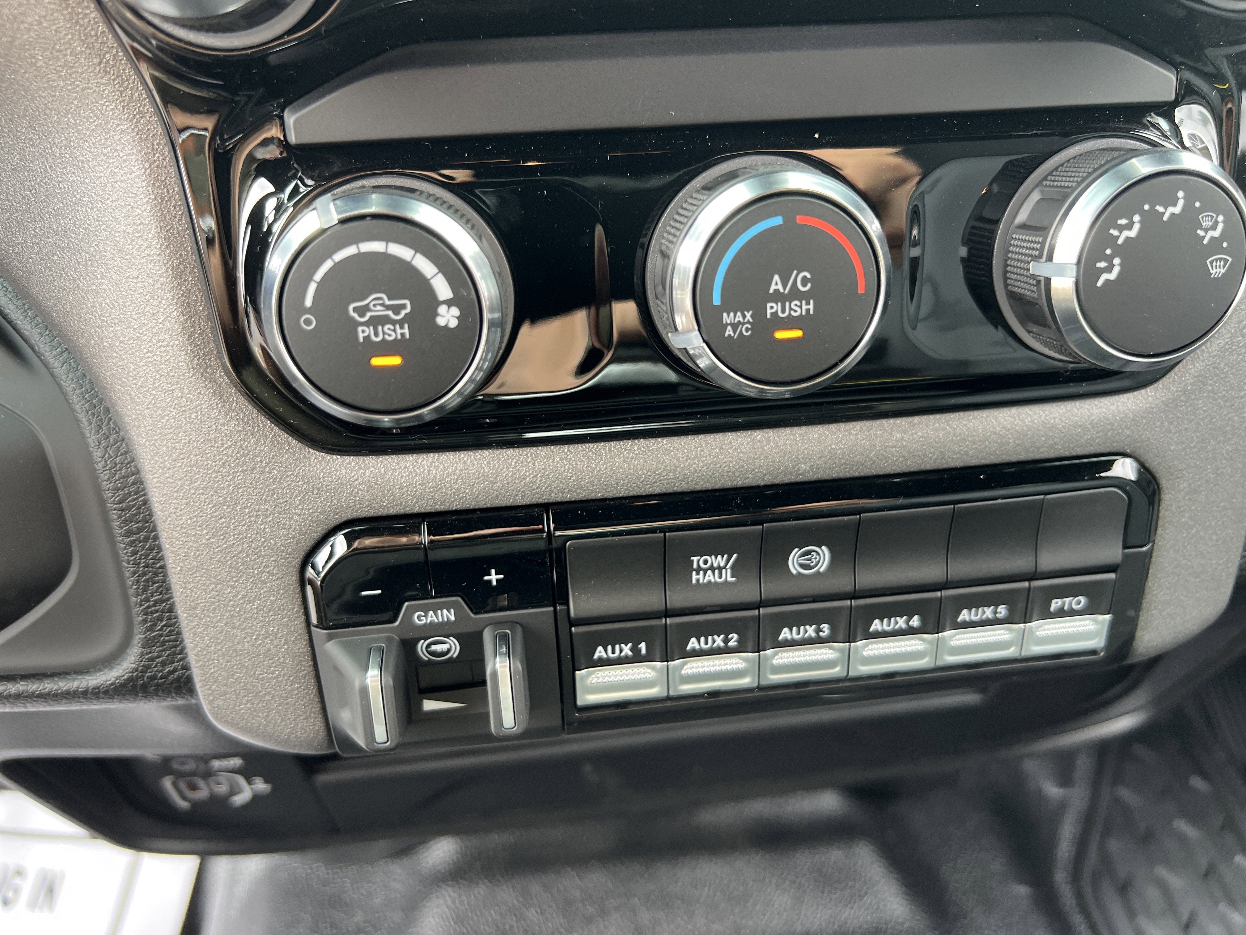 2026 RAM 3500 Chassis Cab Tradesman