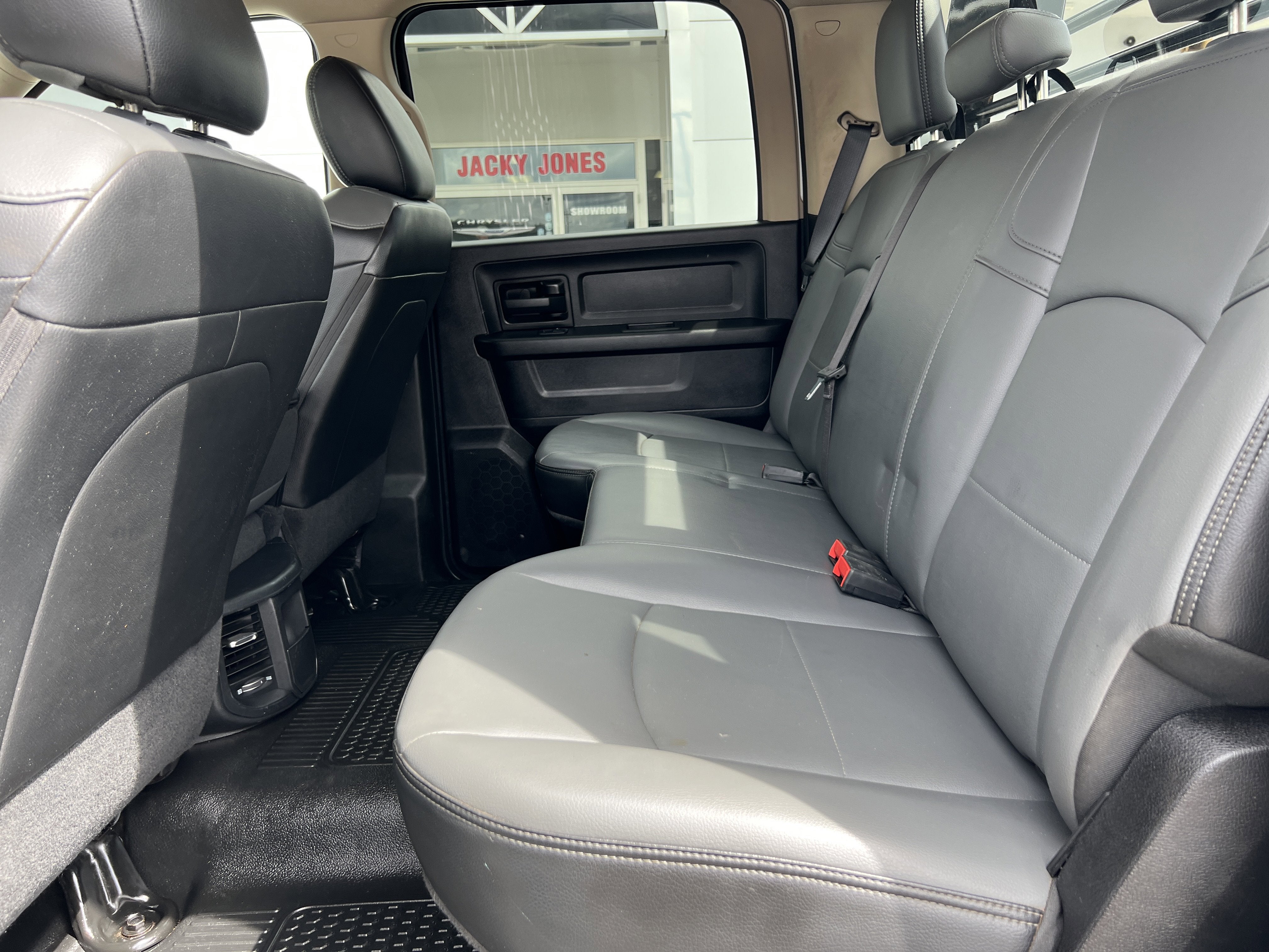 2020 RAM 3500 Chassis Cab Tradesman