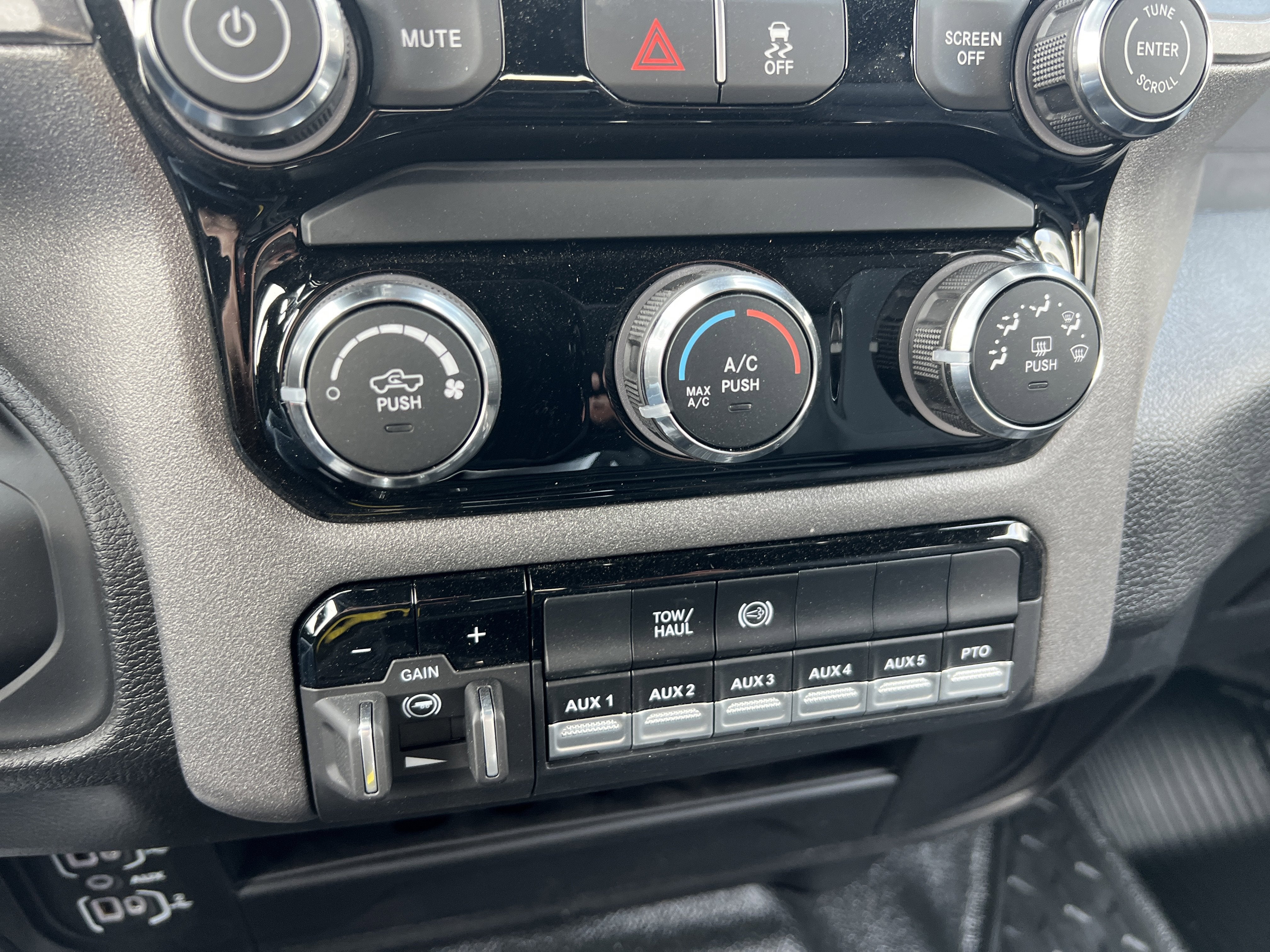 2026 RAM 3500 Chassis Cab Tradesman