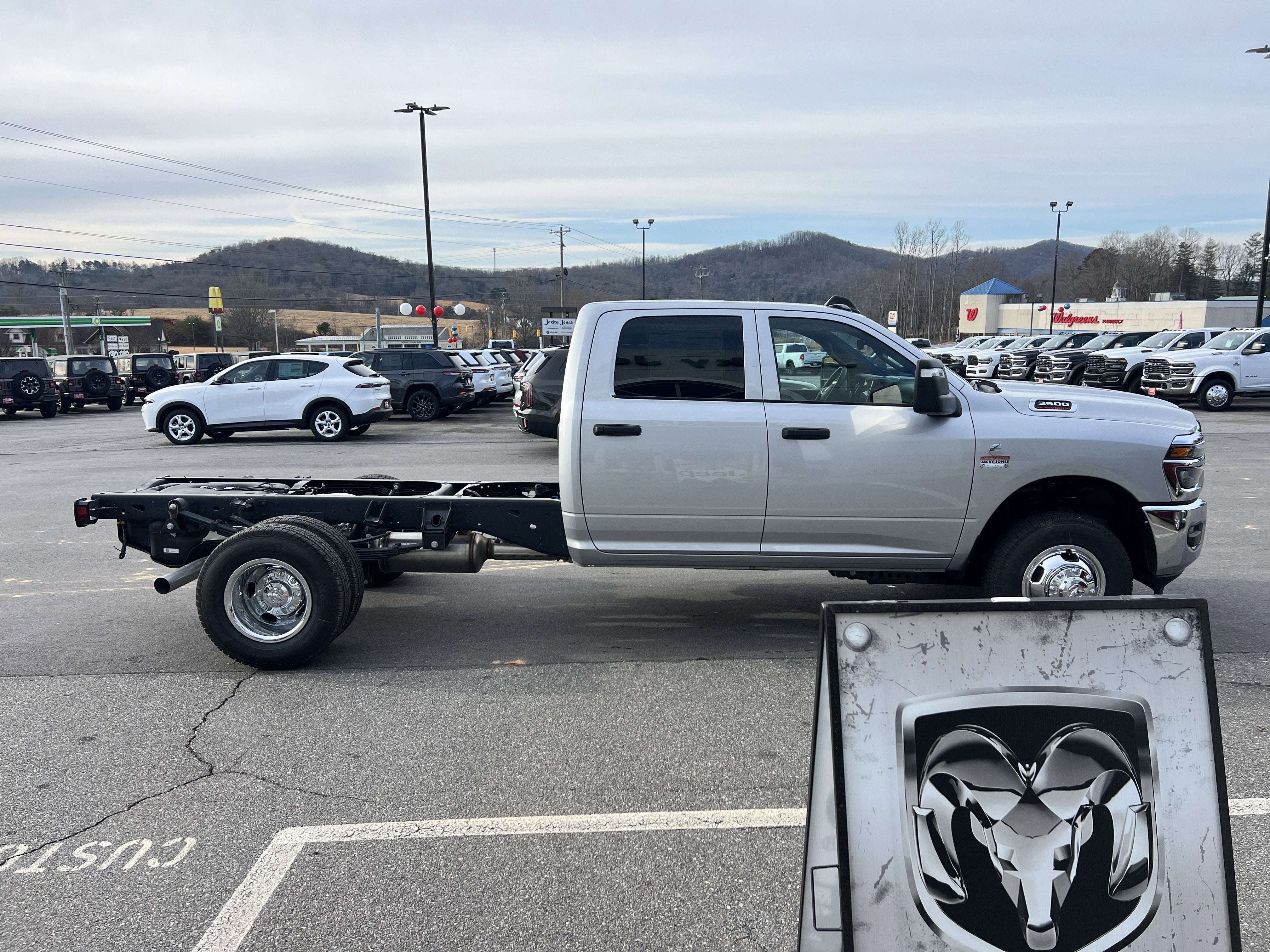 2026 RAM 3500 Chassis Cab Tradesman