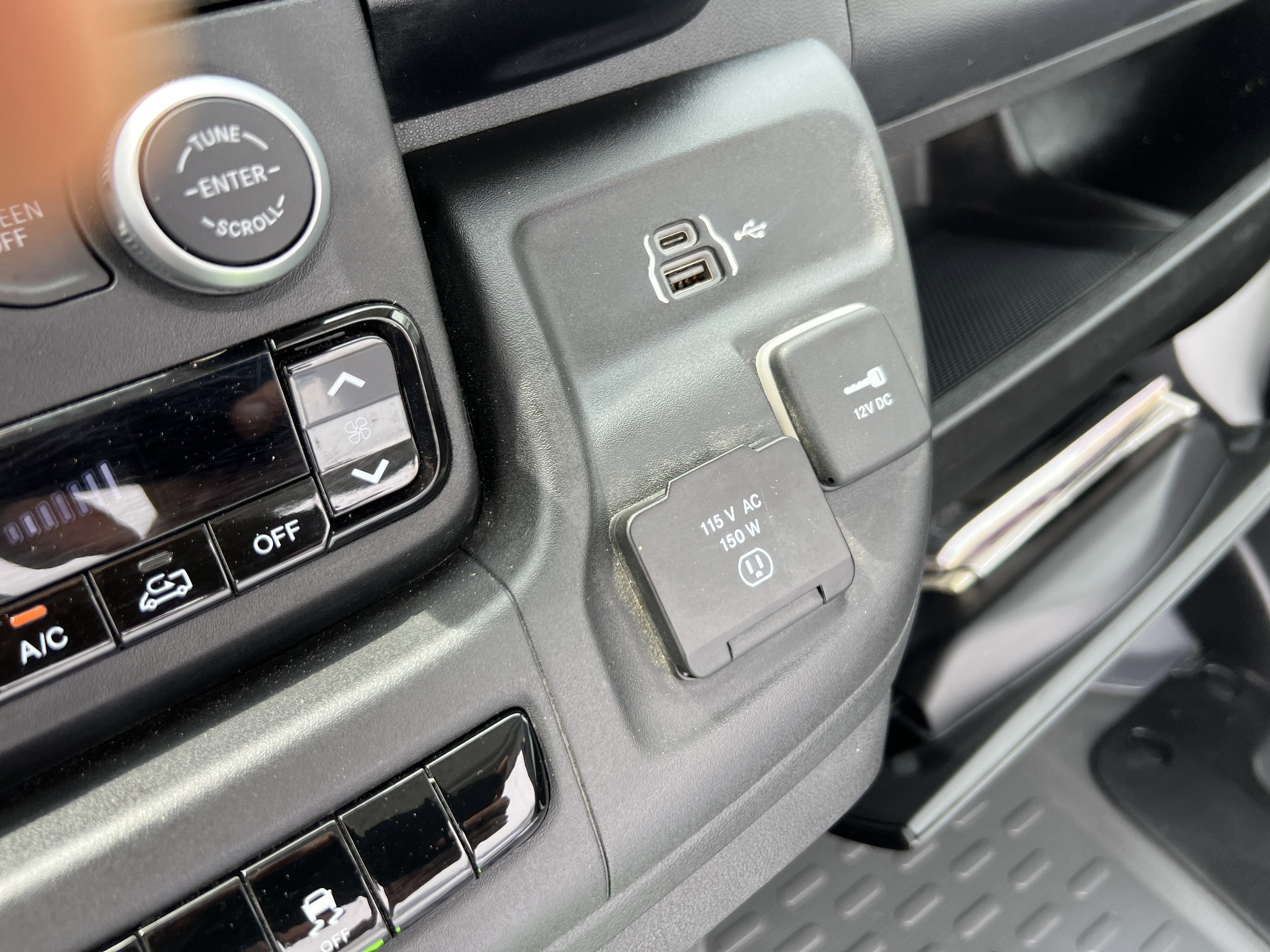 2025 RAM ProMaster Cutaway SLT