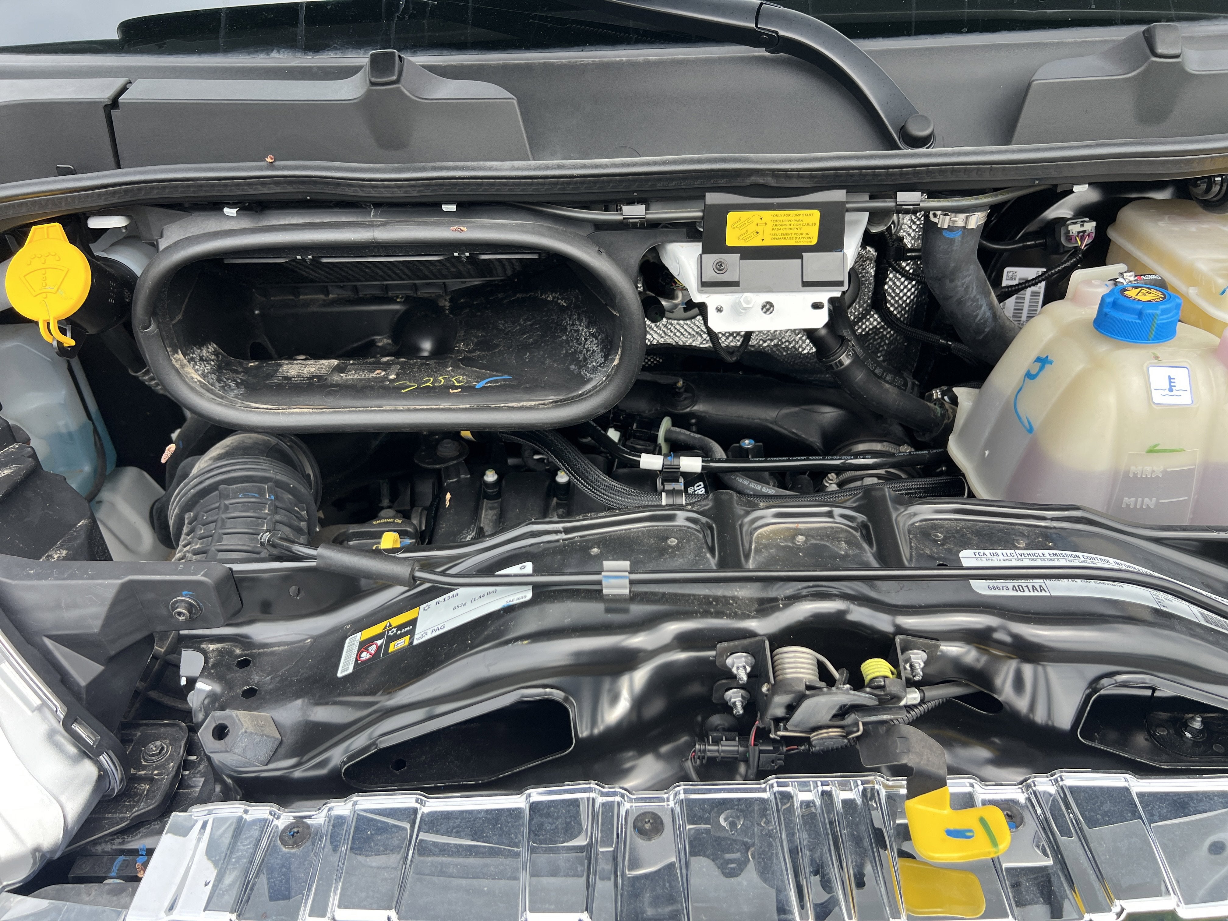 2025 RAM ProMaster Cutaway SLT