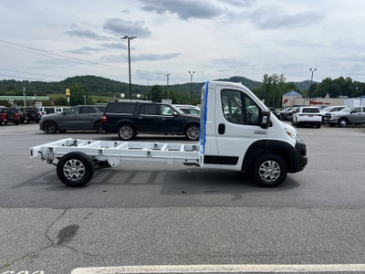 2025 RAM ProMaster Cutaway SLT