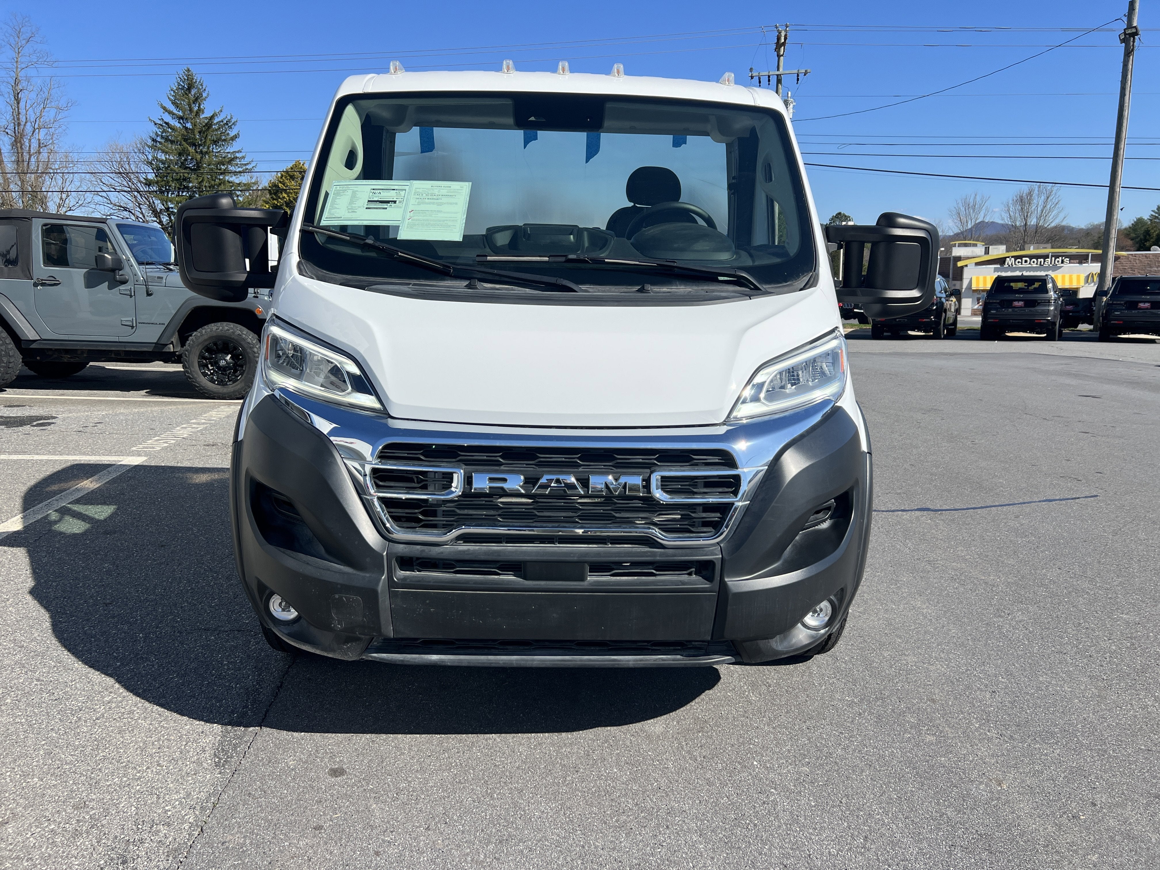 2025 RAM ProMaster Cutaway SLT