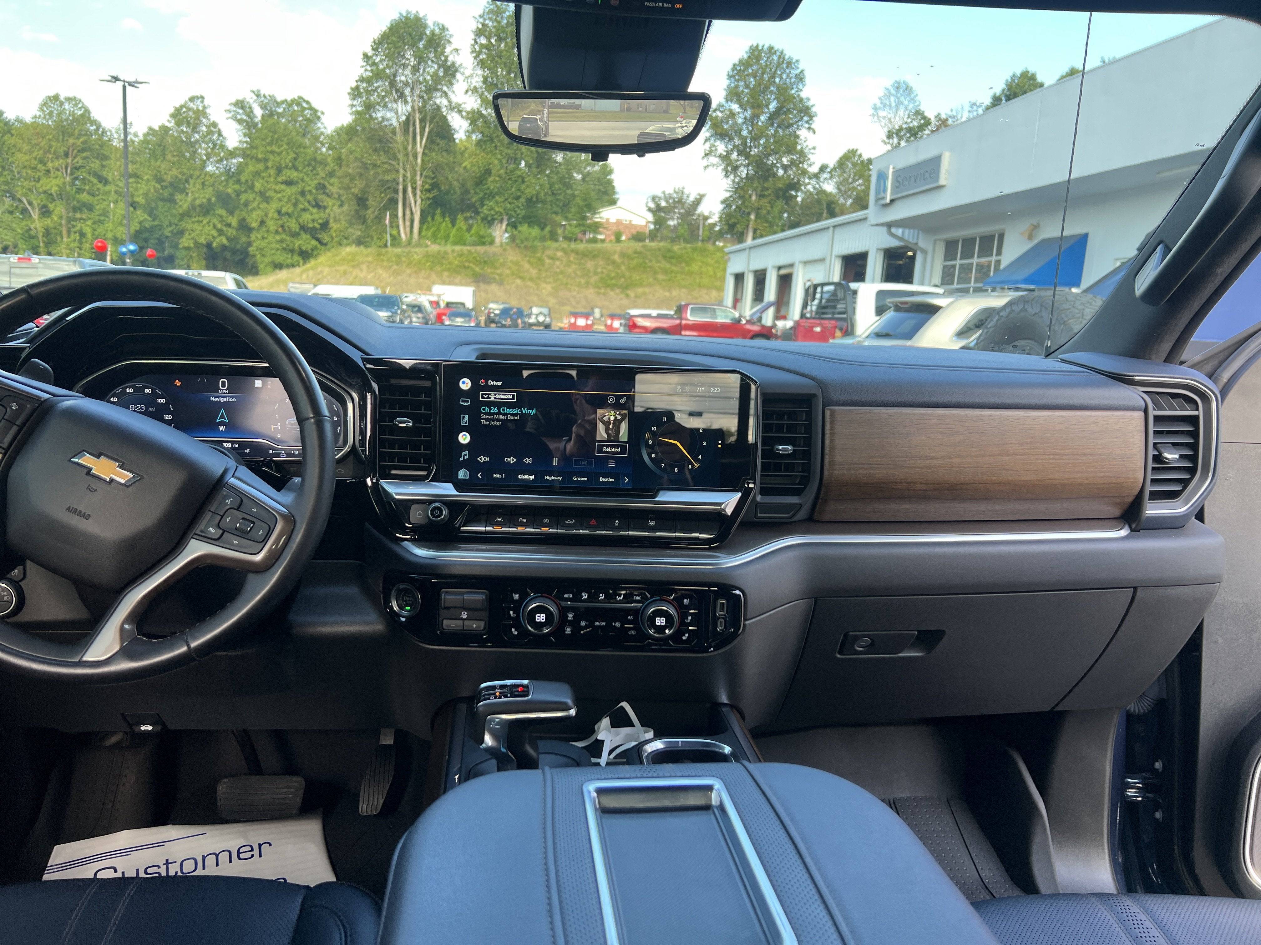 2022 Chevrolet Silverado 1500 High Country
