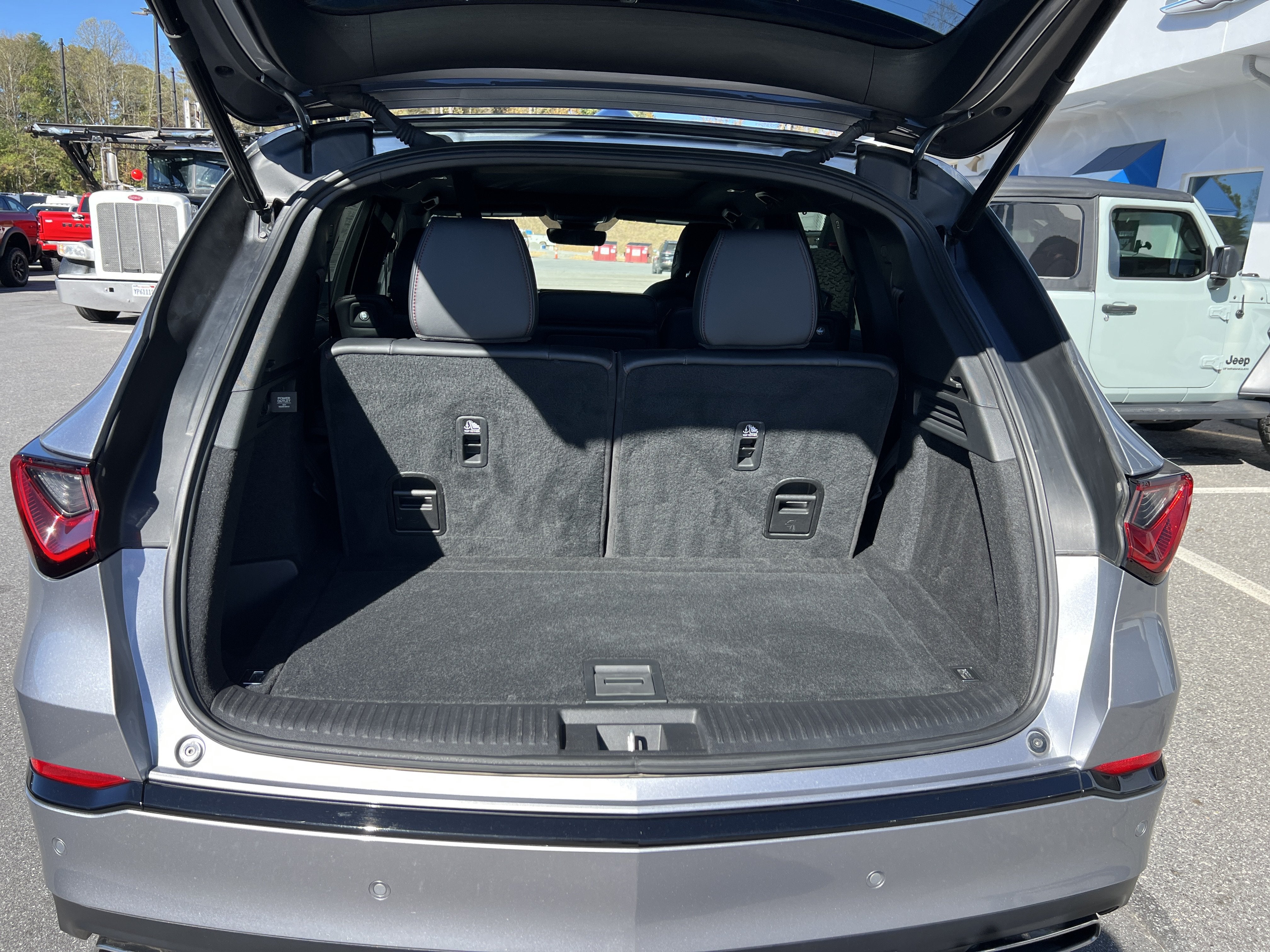 2023 Acura MDX w/A-Spec Package