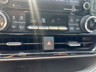 2022 Toyota Highlander Hybrid LE