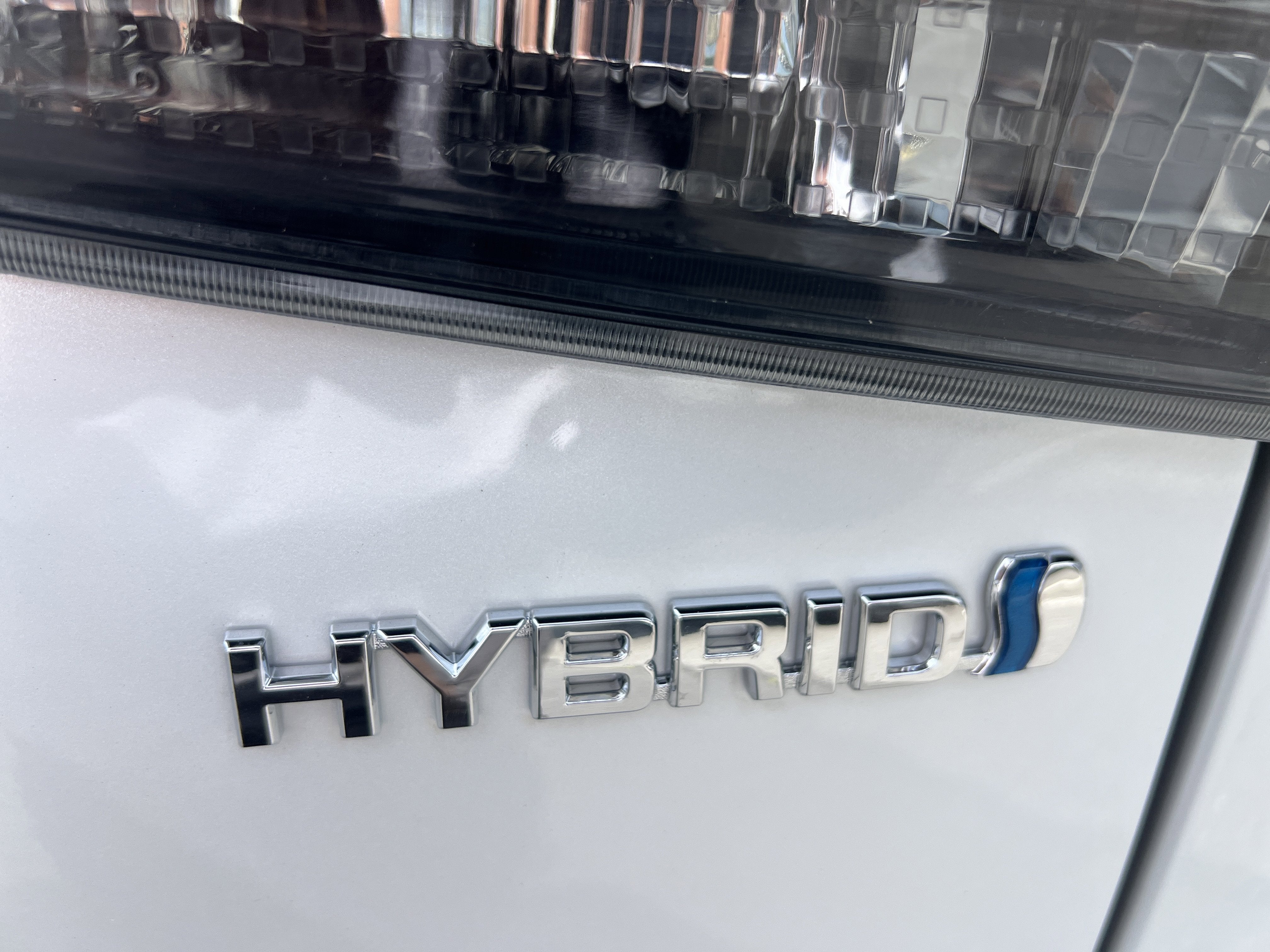 2022 Toyota Highlander Hybrid LE