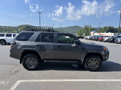 2020 Toyota 4Runner Venture