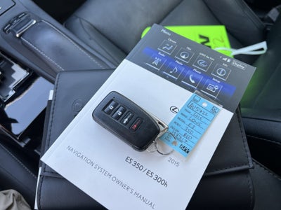 2015 Lexus ES 350 4dr Sdn