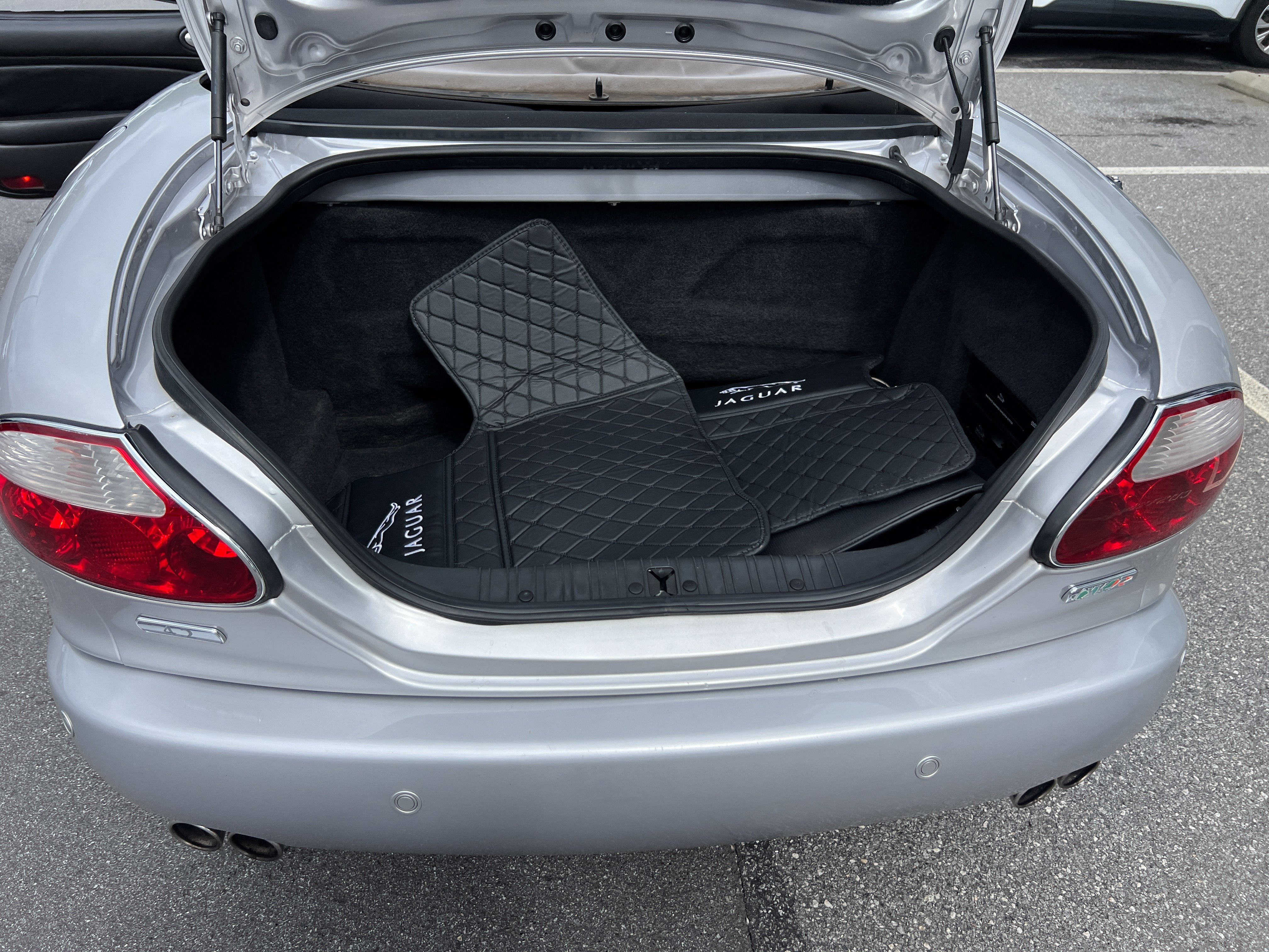 2005 Jaguar XK8 XKR