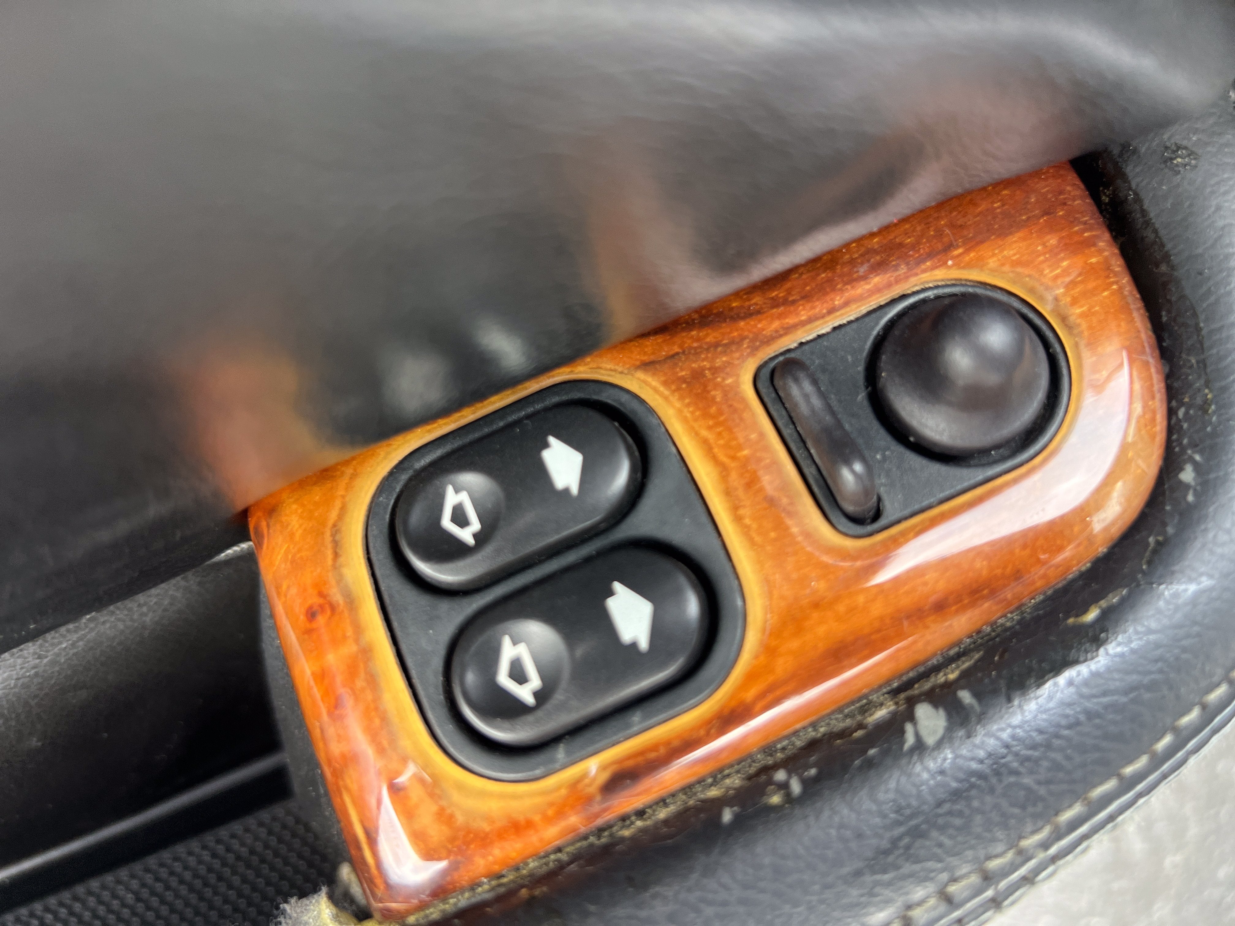 2005 Jaguar XK8 XKR