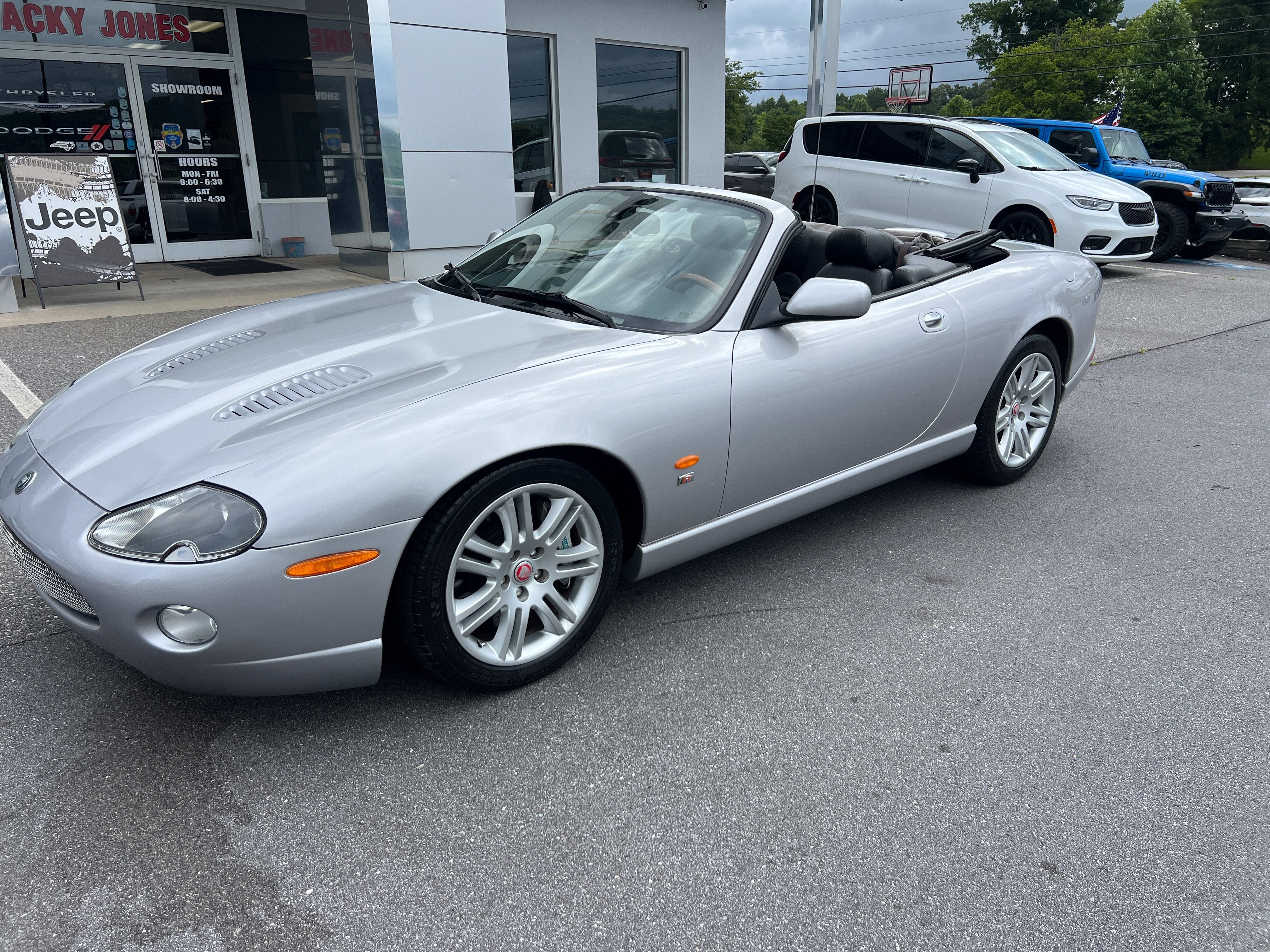 2005 Jaguar XK8 XKR