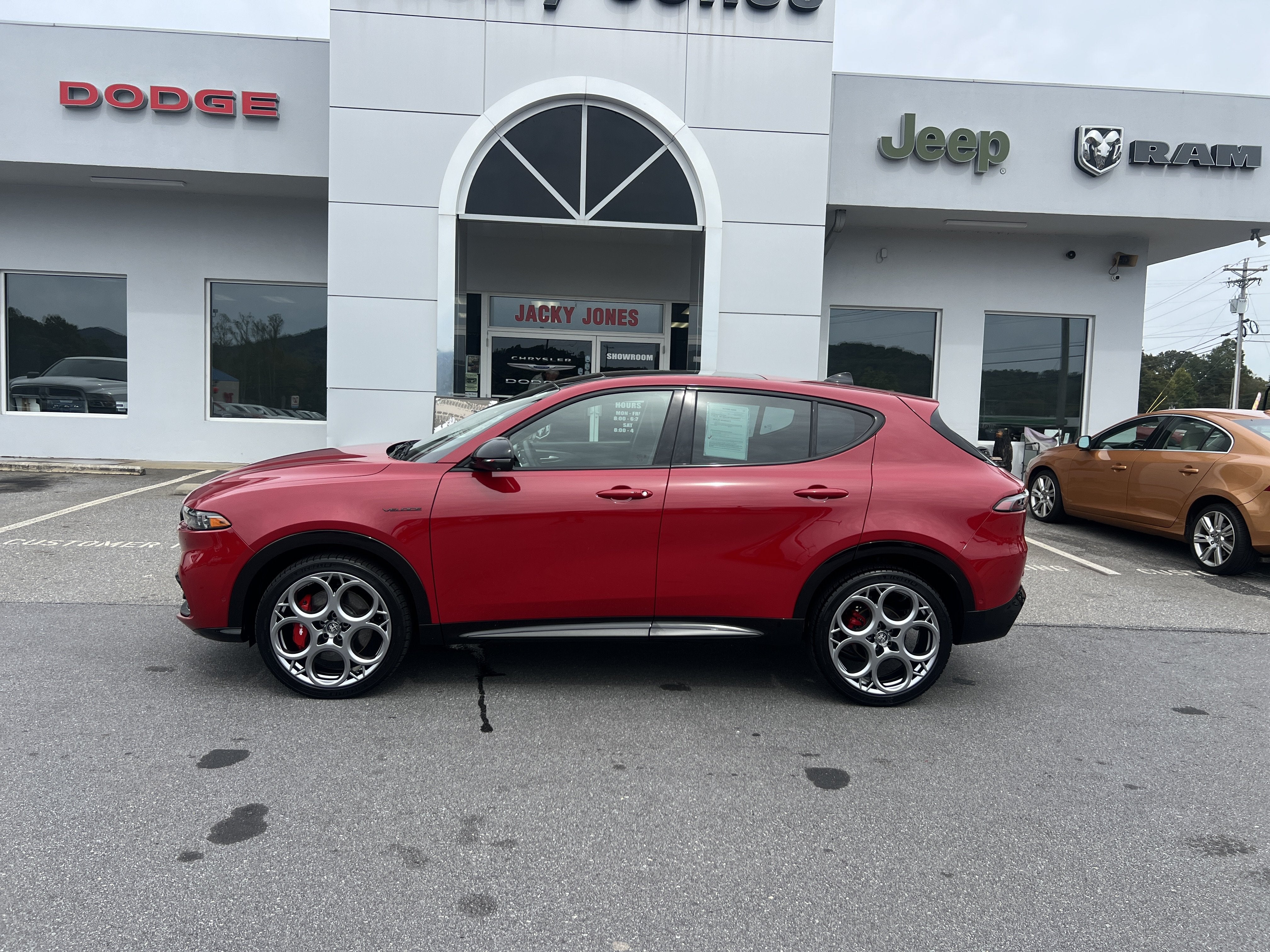 2025 Alfa Romeo Tonale AWD