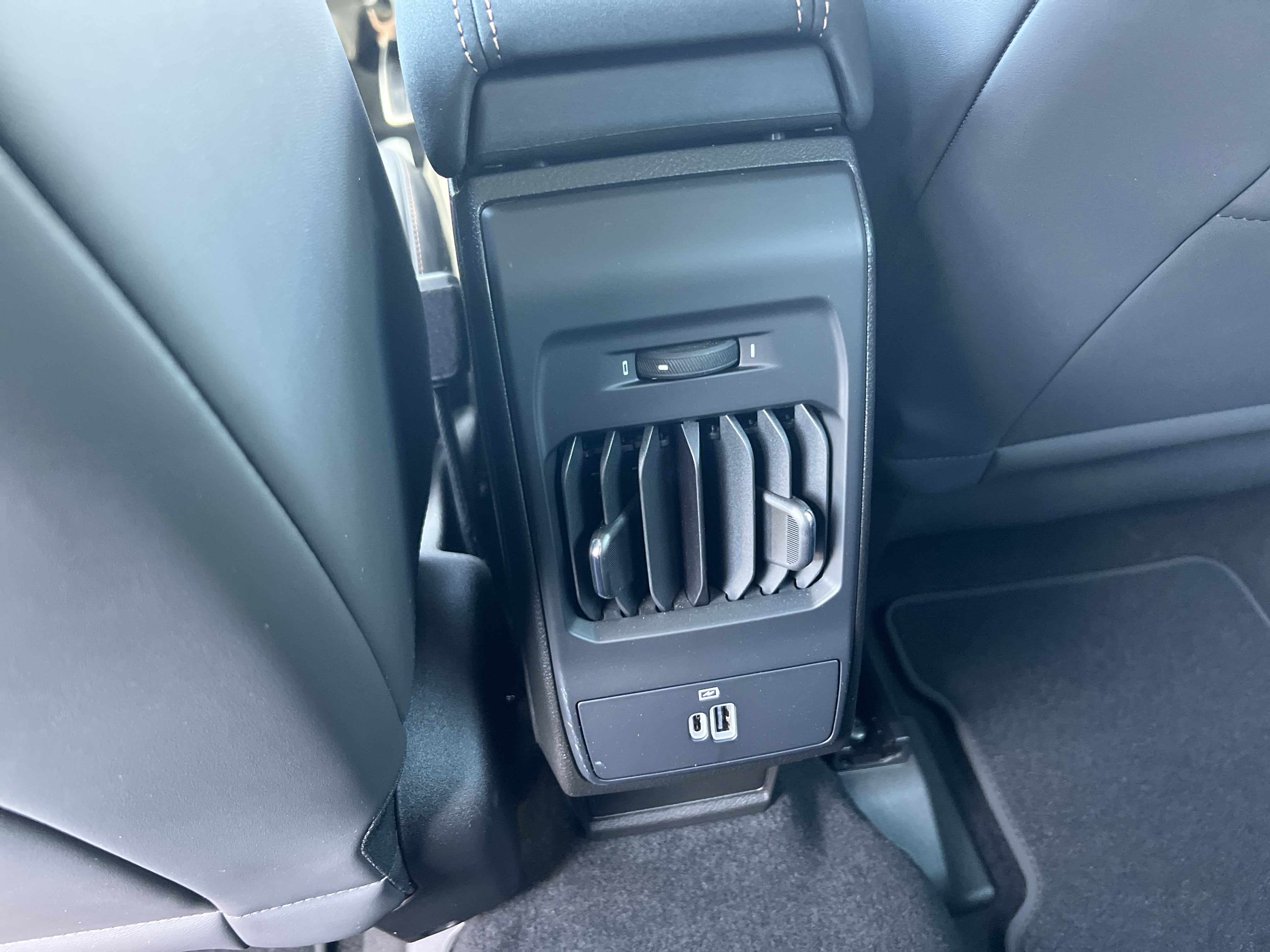 2025 Alfa Romeo Tonale Special Edition Intensa