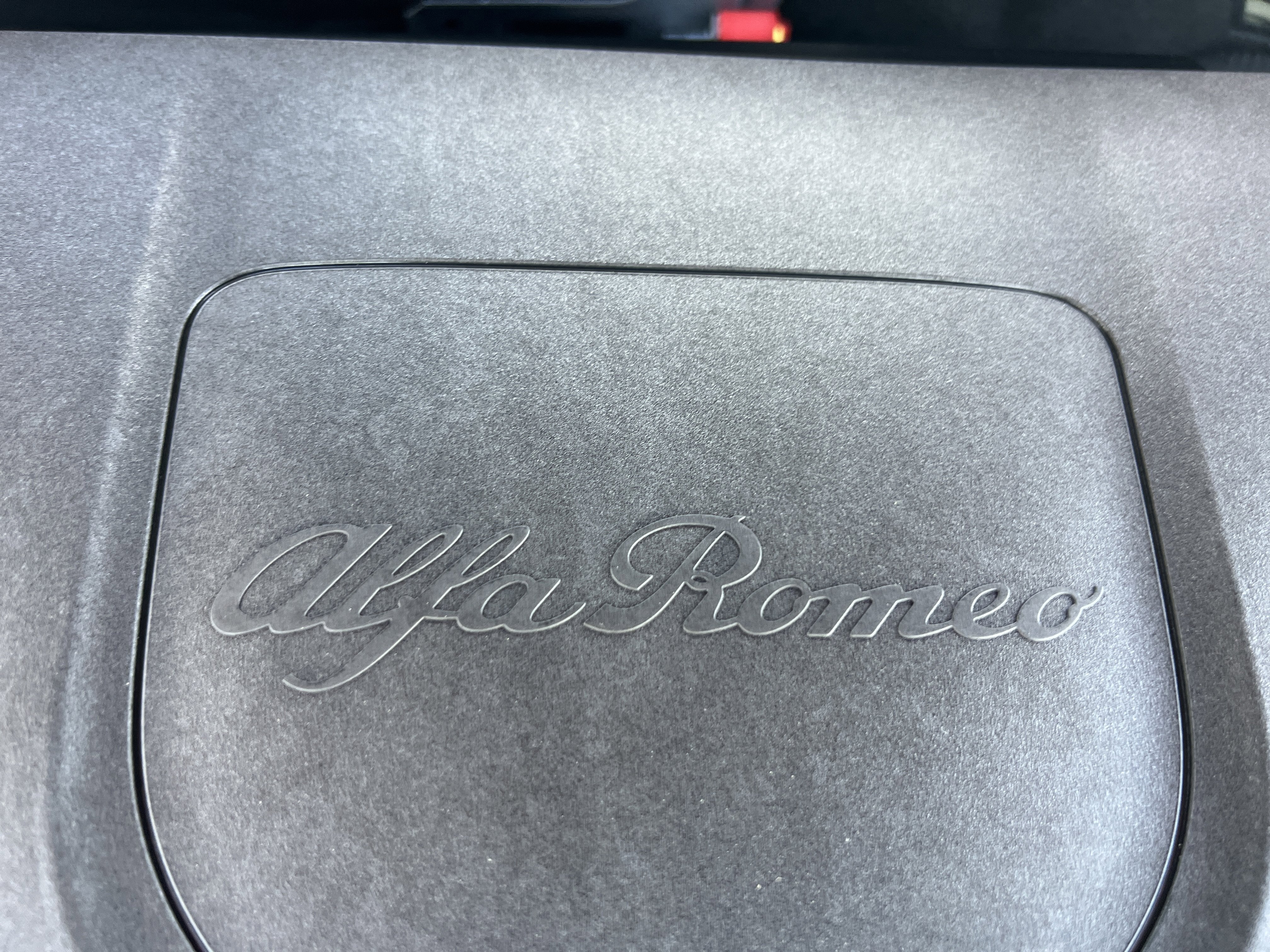 2025 Alfa Romeo Tonale Special Edition Intensa