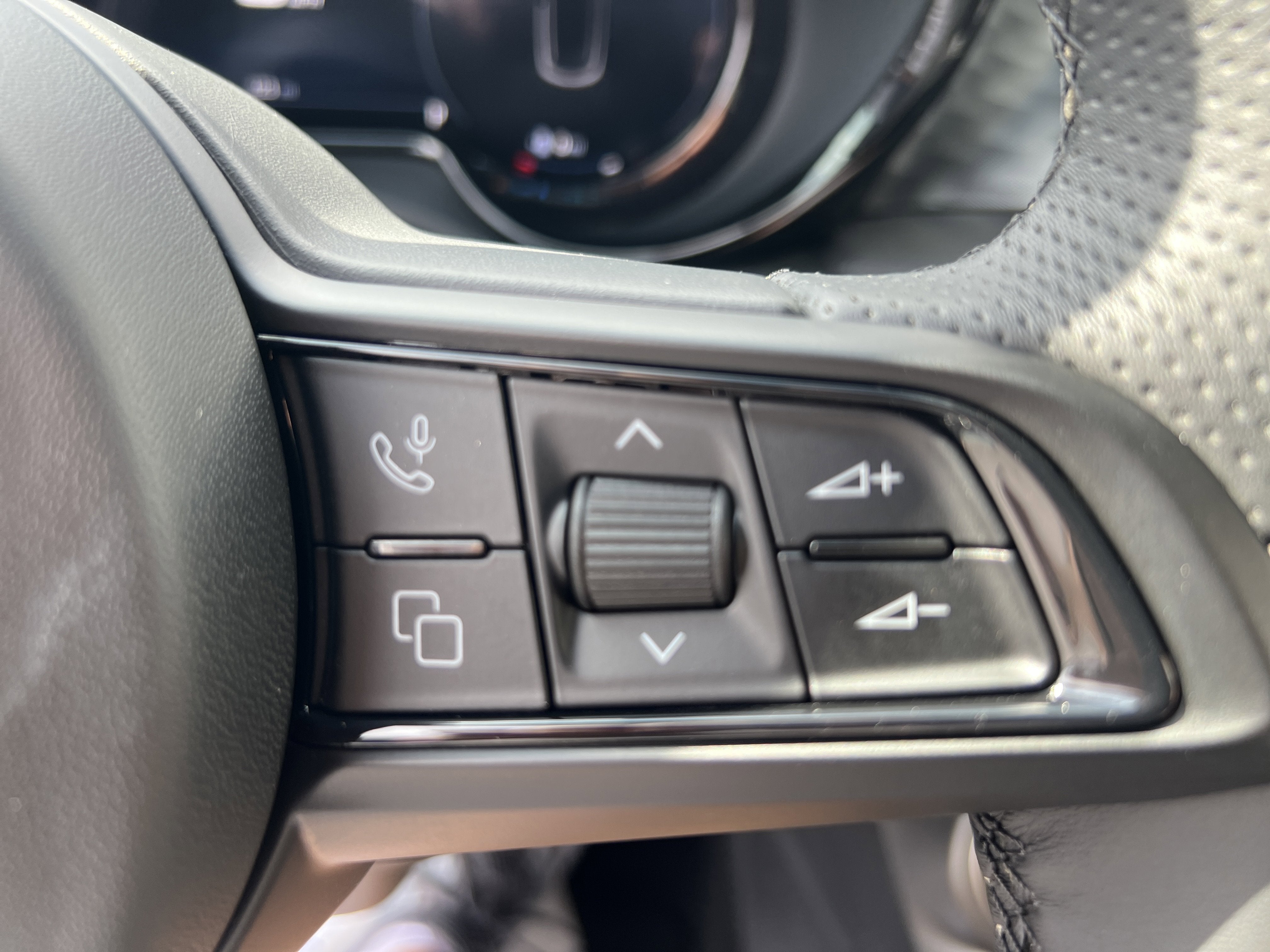 2024 Alfa Romeo Tonale Ti