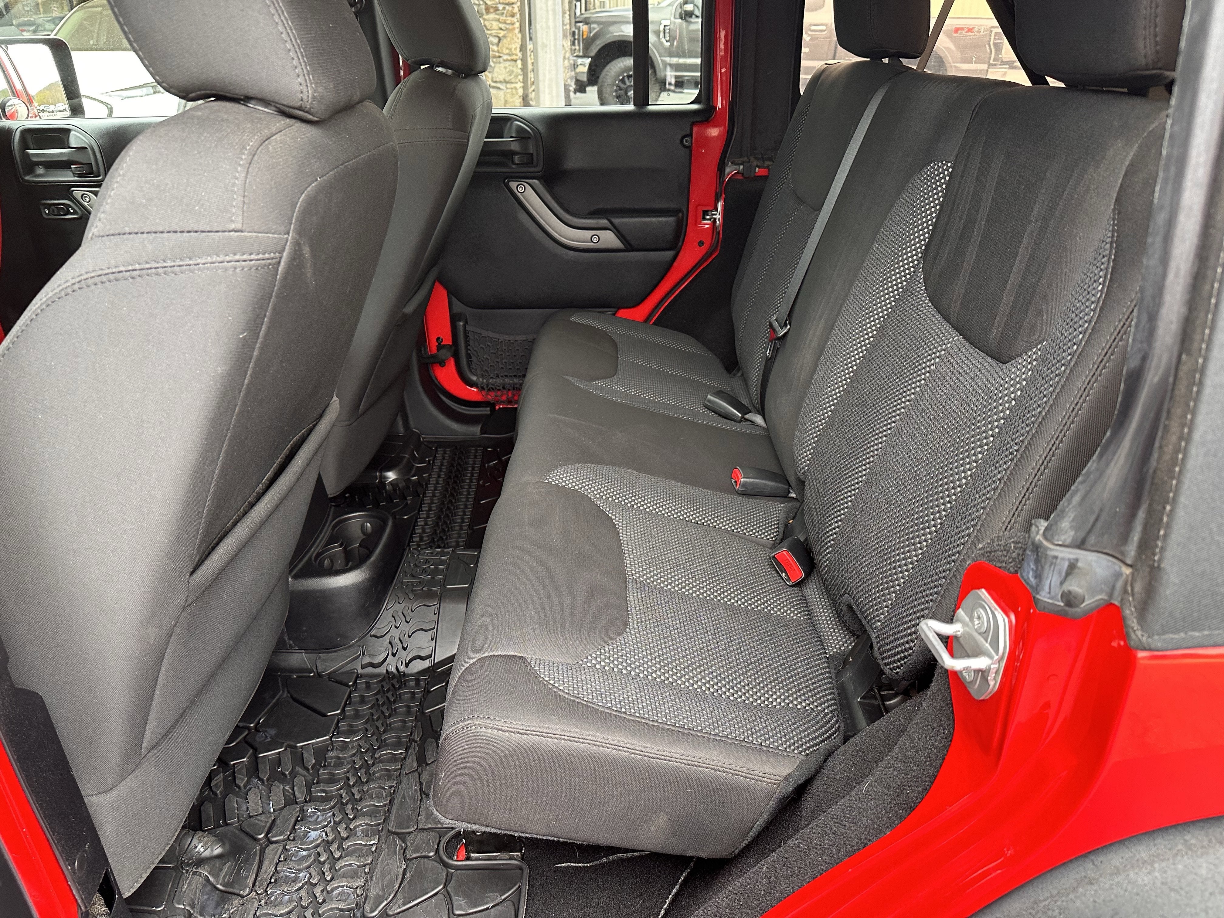 2016 Jeep Wrangler Unlimited Black Bear
