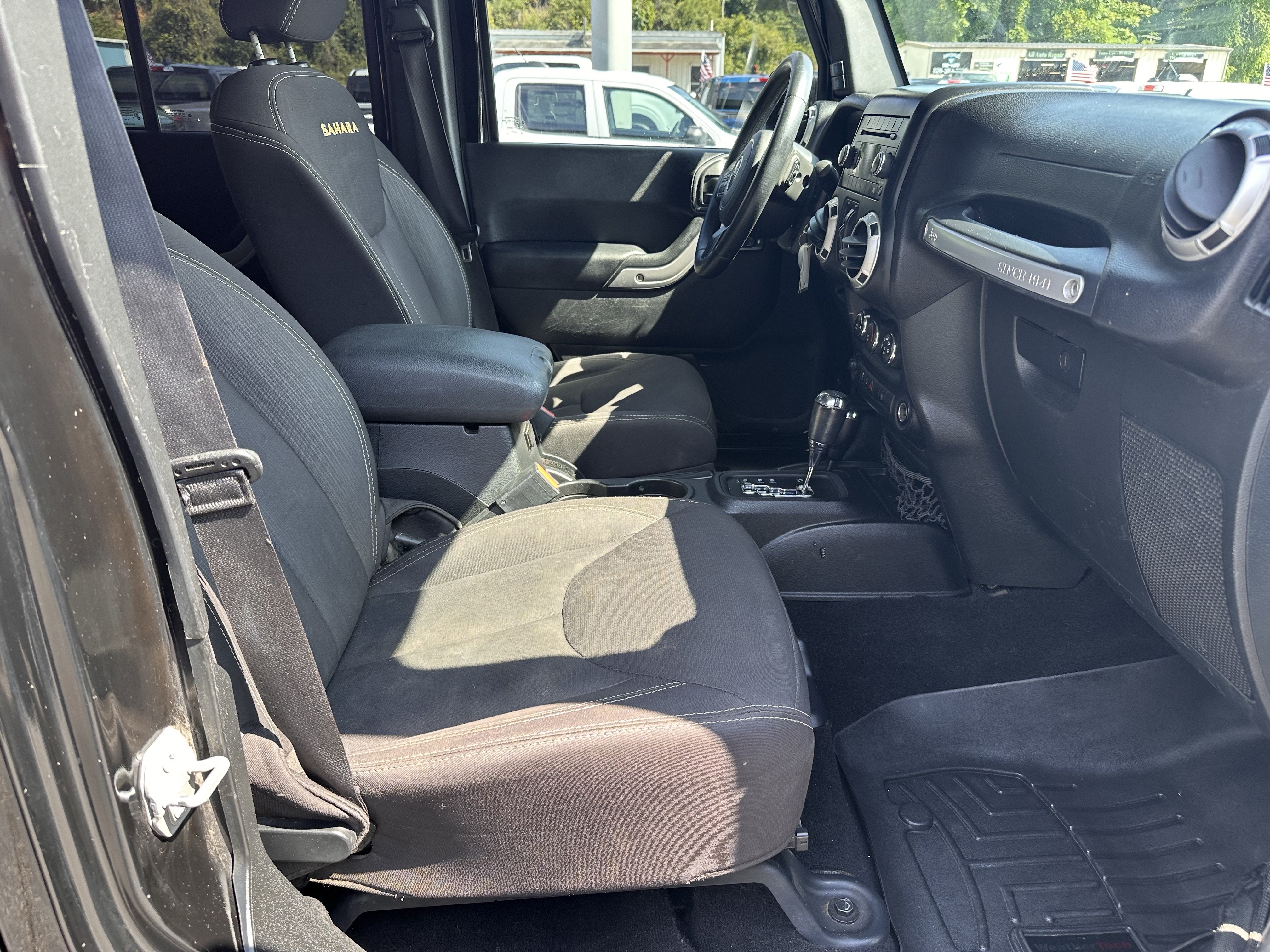 2015 Jeep Wrangler Unlimited Sahara