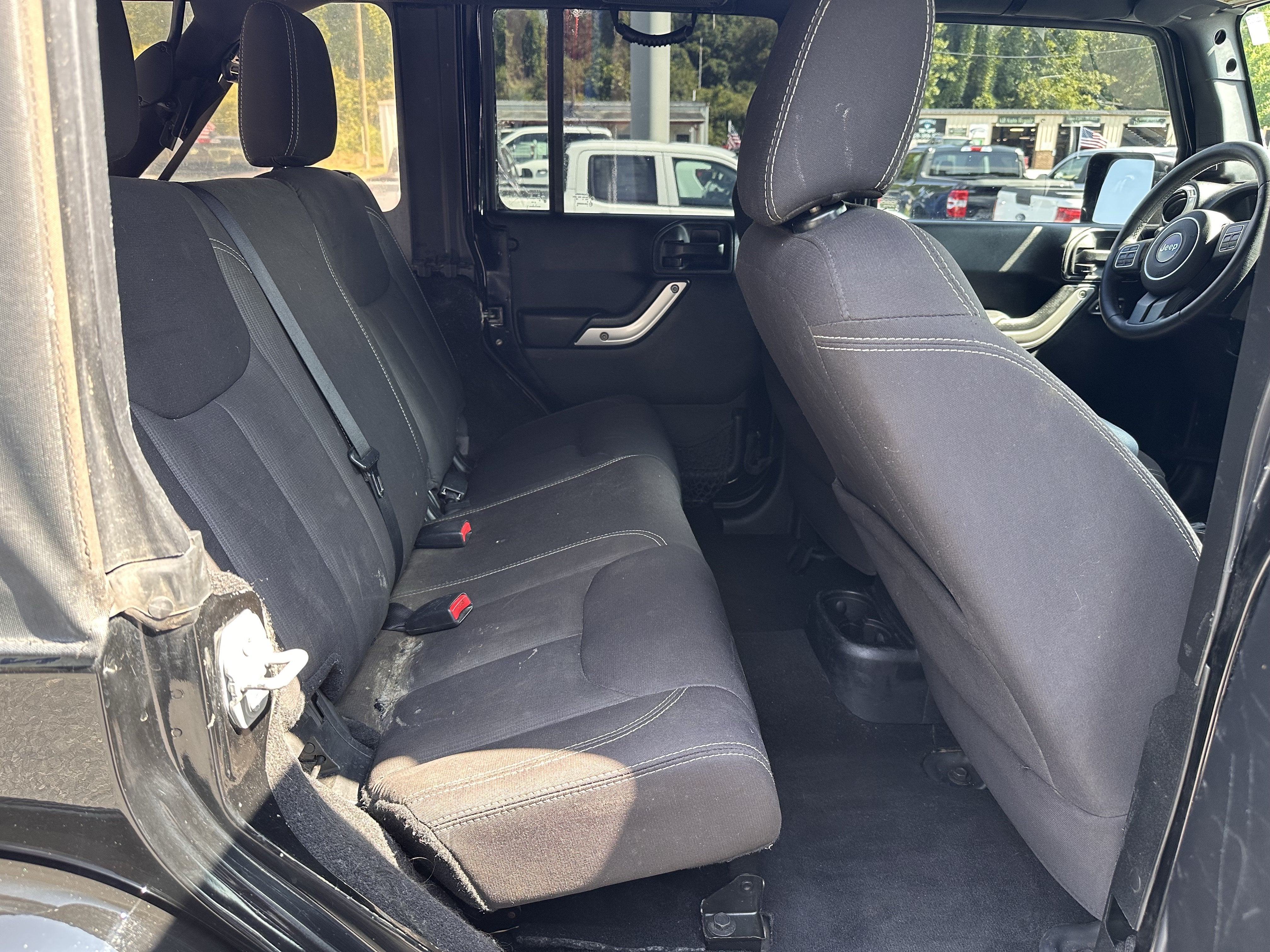 2015 Jeep Wrangler Unlimited Sahara