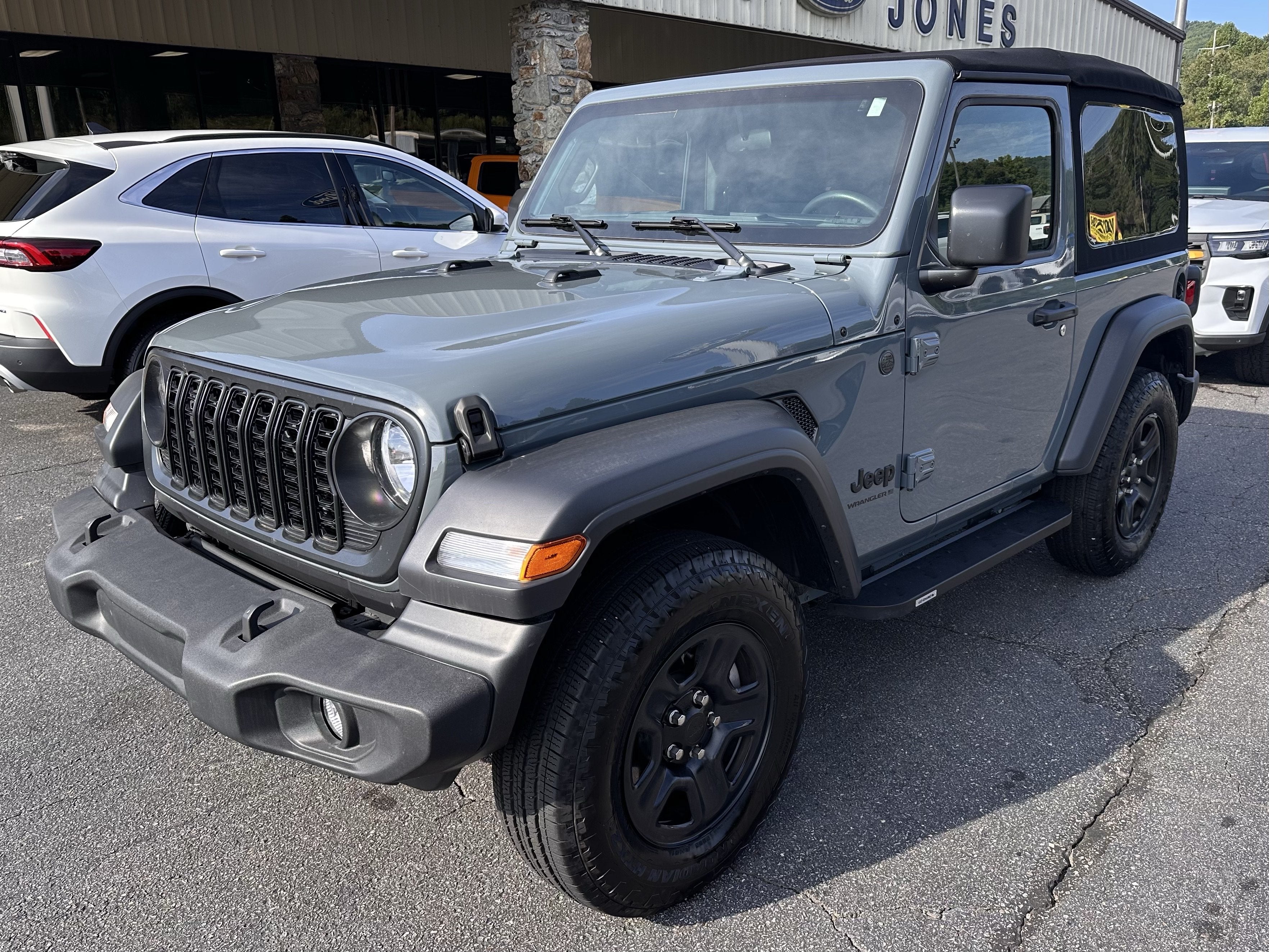 2024 Jeep Wrangler Sport