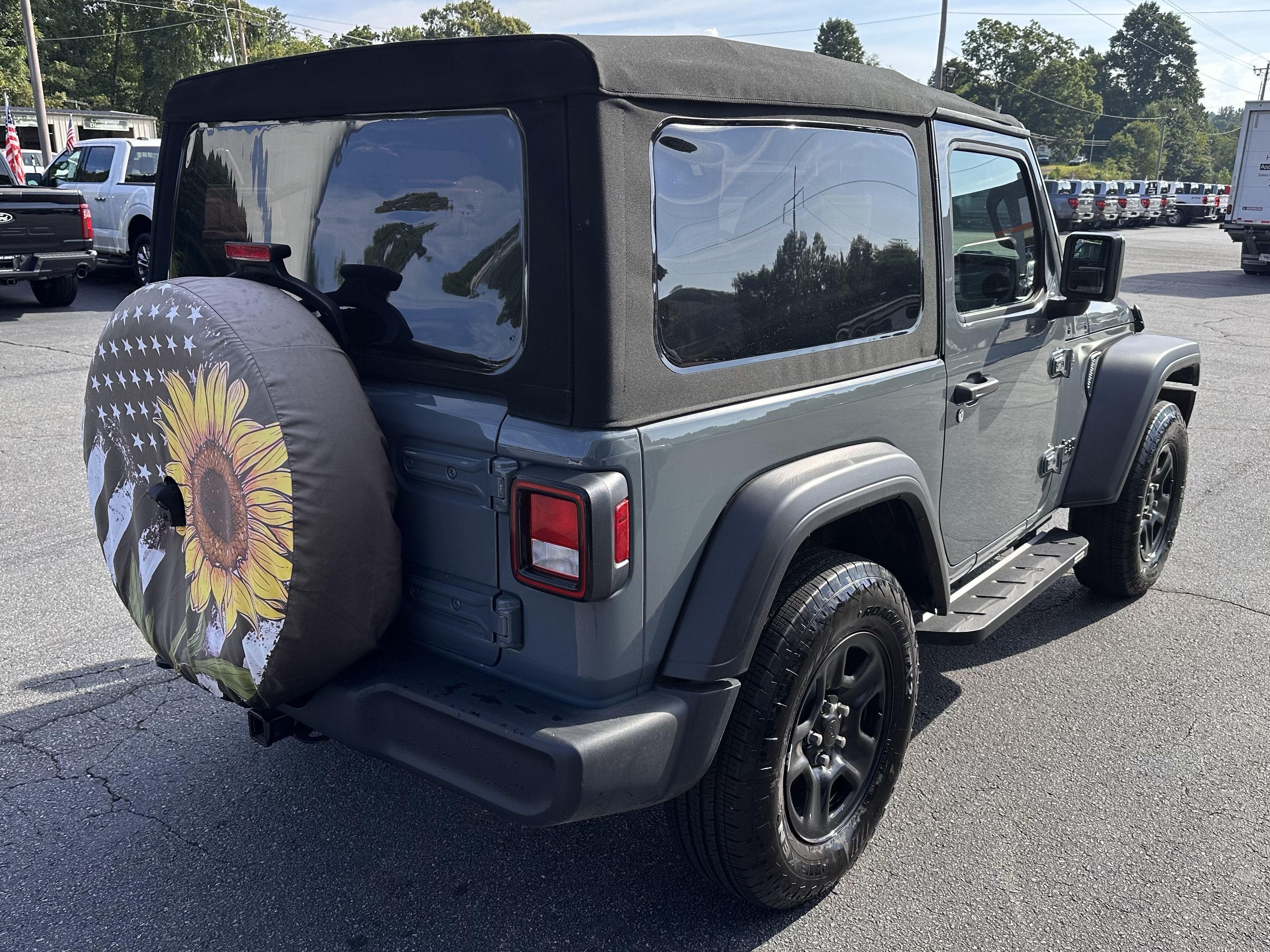 2024 Jeep Wrangler Sport